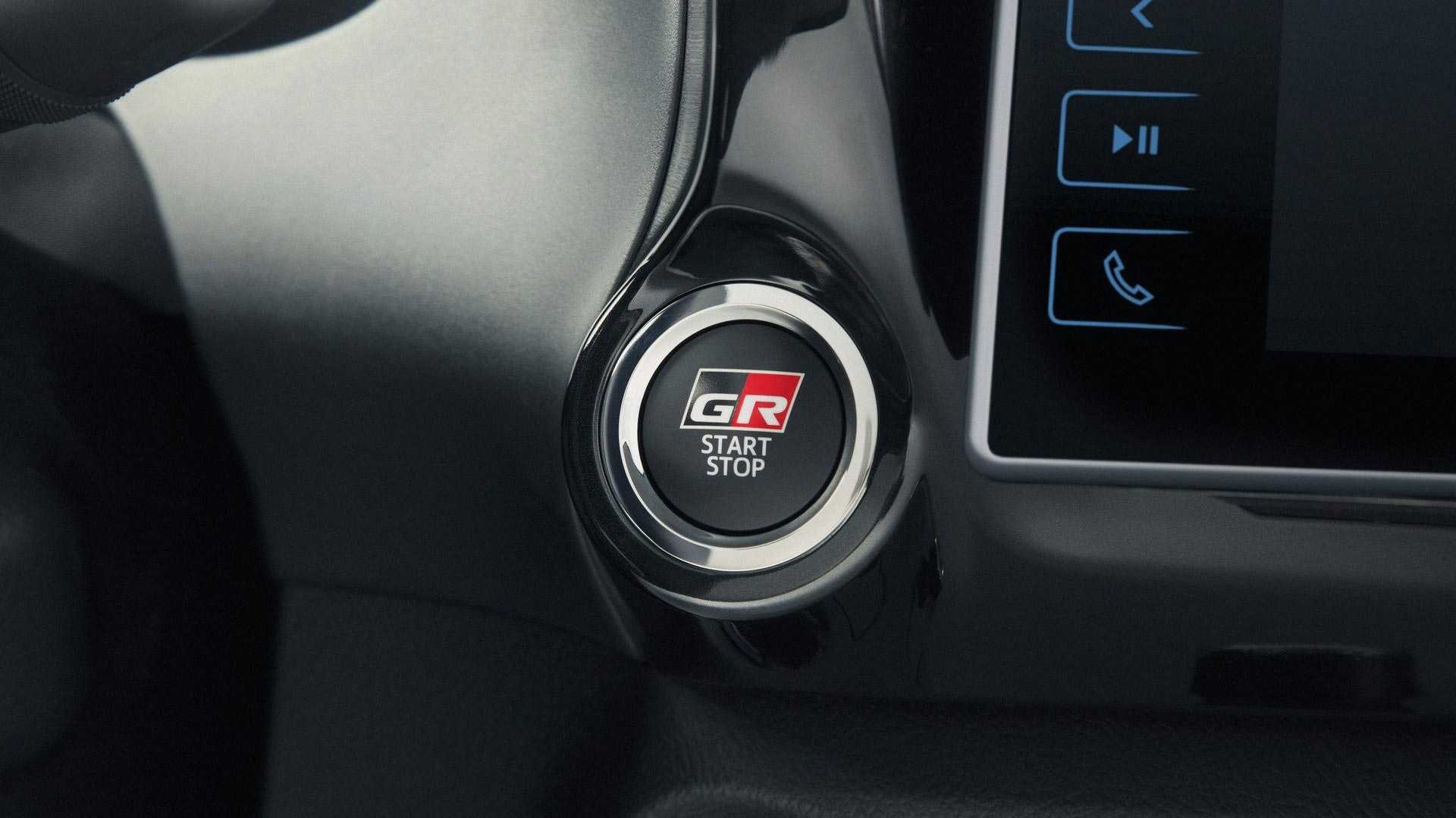 Toyota Hilux GR đấu Ford Ranger Raptor ảnh 3 Toyota Hilux GR dau Ford Ranger Raptor anh 3
