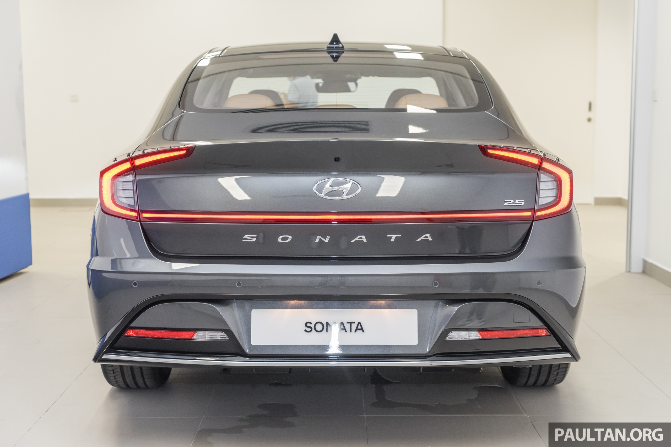 Hyundai Sonata 2020 được ra mắt tại Malaysia ảnh 5 Hyundai Sonata 2020 duoc ra mat tai Malaysia anh 5