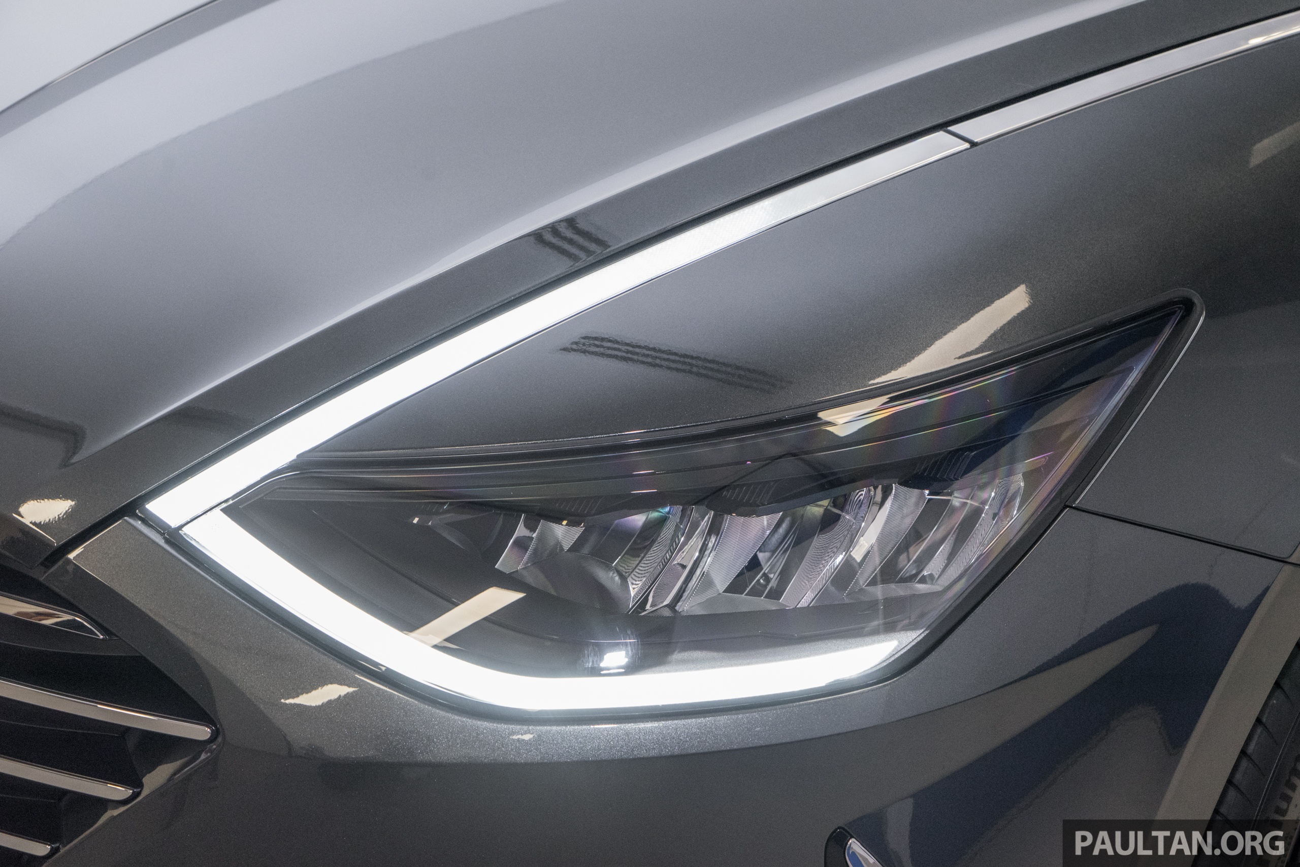 Hyundai Sonata 2020 được ra mắt tại Malaysia ảnh 4 Hyundai Sonata 2020 duoc ra mat tai Malaysia anh 4