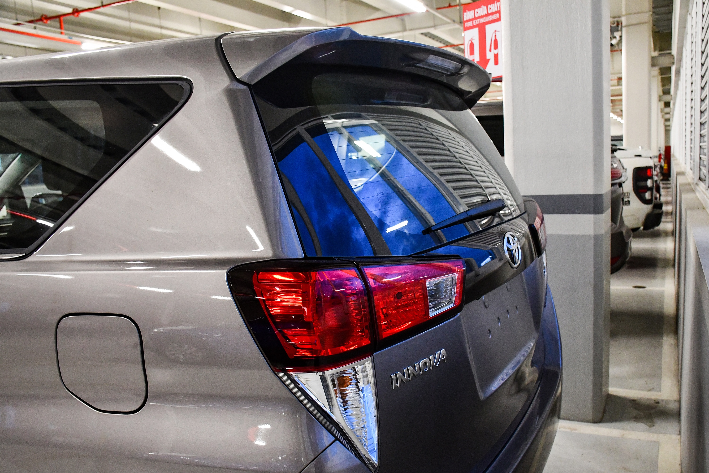 Toyota Innova 2021 được đưa về đại lý ảnh 2 Toyota Innova 2021 duoc dua ve dai ly anh 2