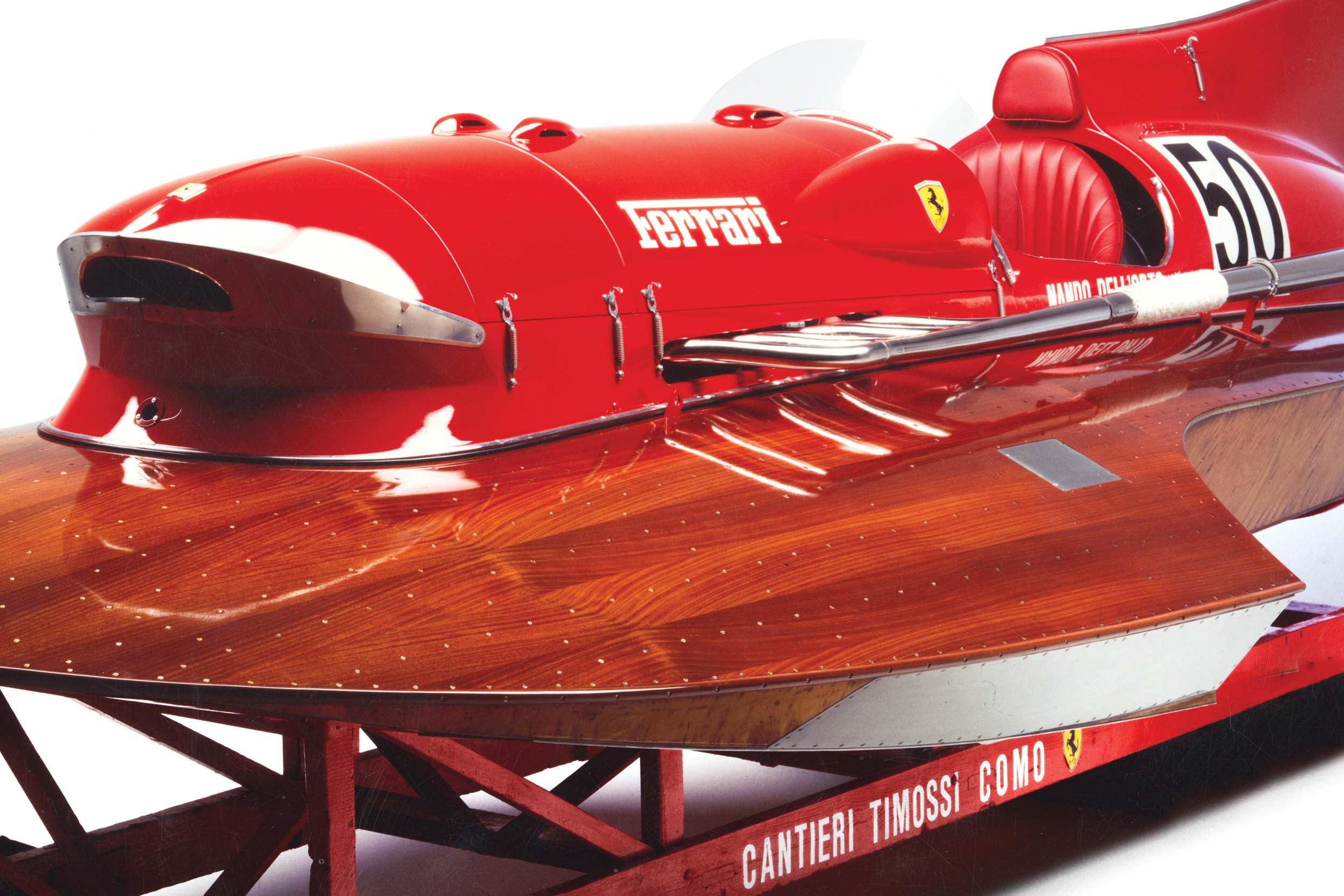 Thuyền Ferrari có giá 12 triệu USD ảnh 4 Thuyen Ferrari co gia 12 trieu USD anh 4