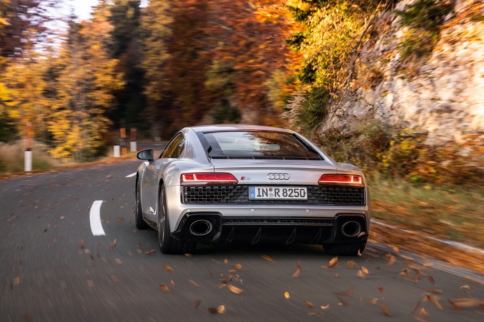 Audi R8 V10 RWD 2021 co gia tu 142.700 USD anh 6