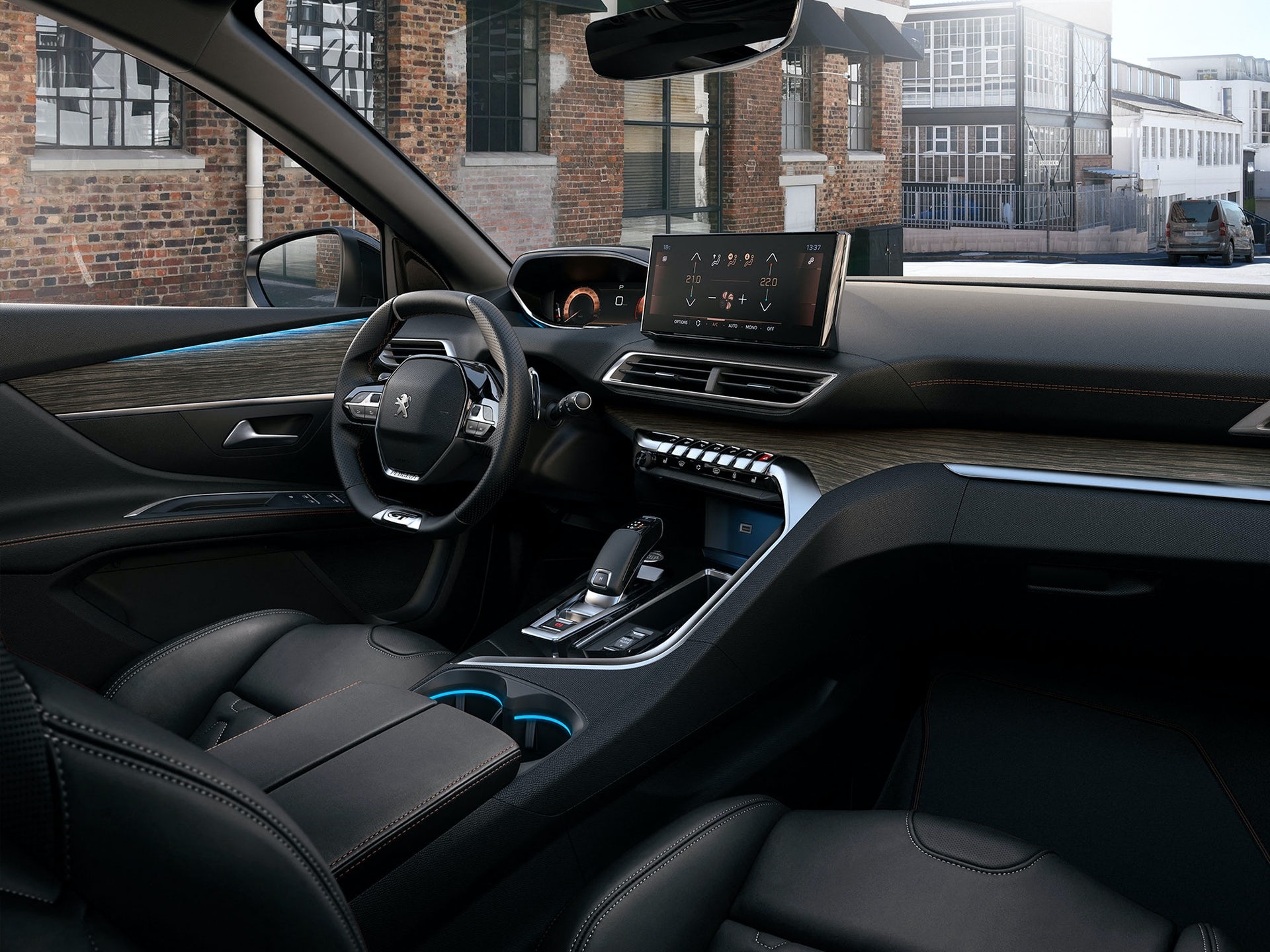 Peugeot 3008 va 5008 co gia anh 10