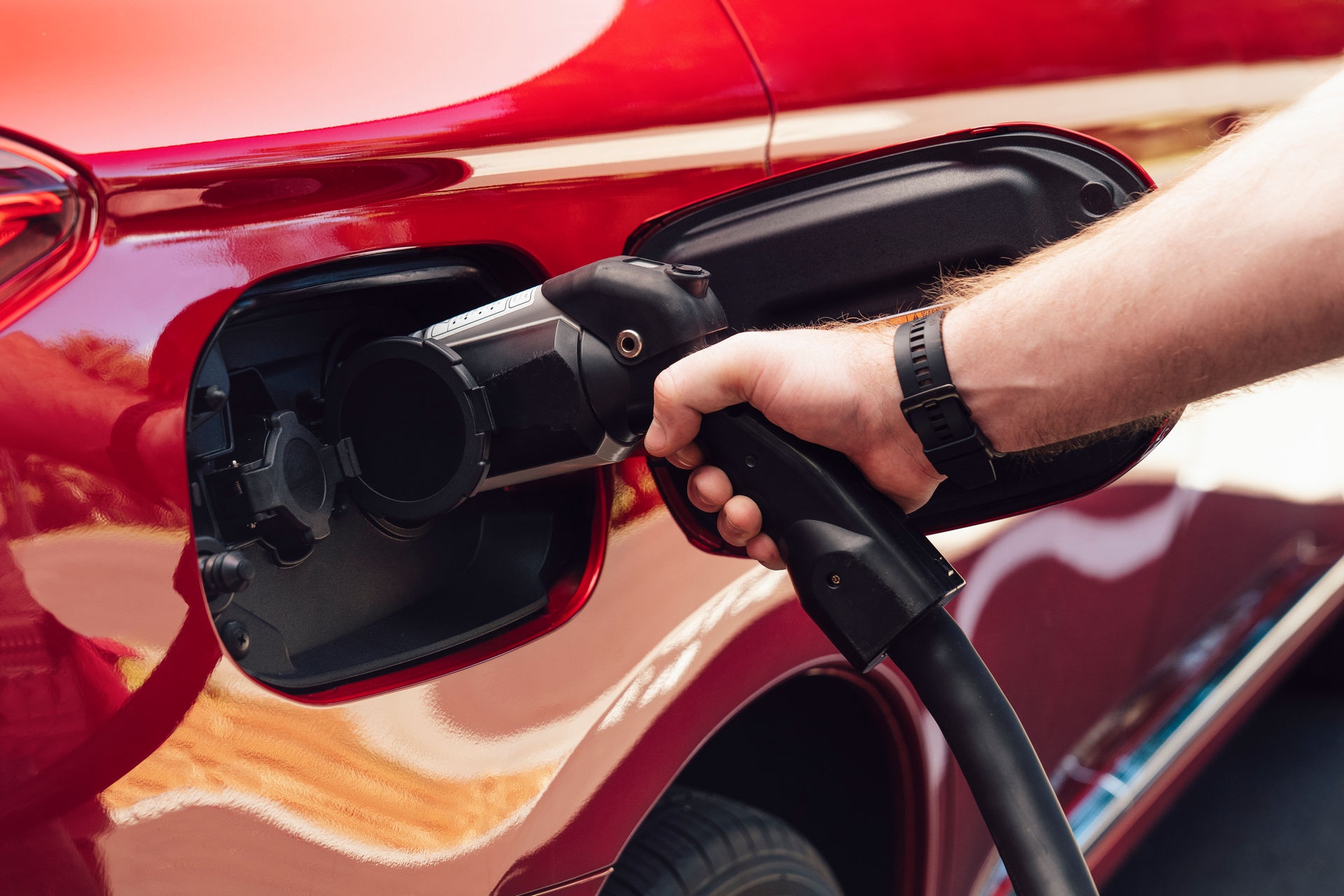 Mitsubishi Outlander PHEV 2021 duoc ra mat tai Australia anh 7