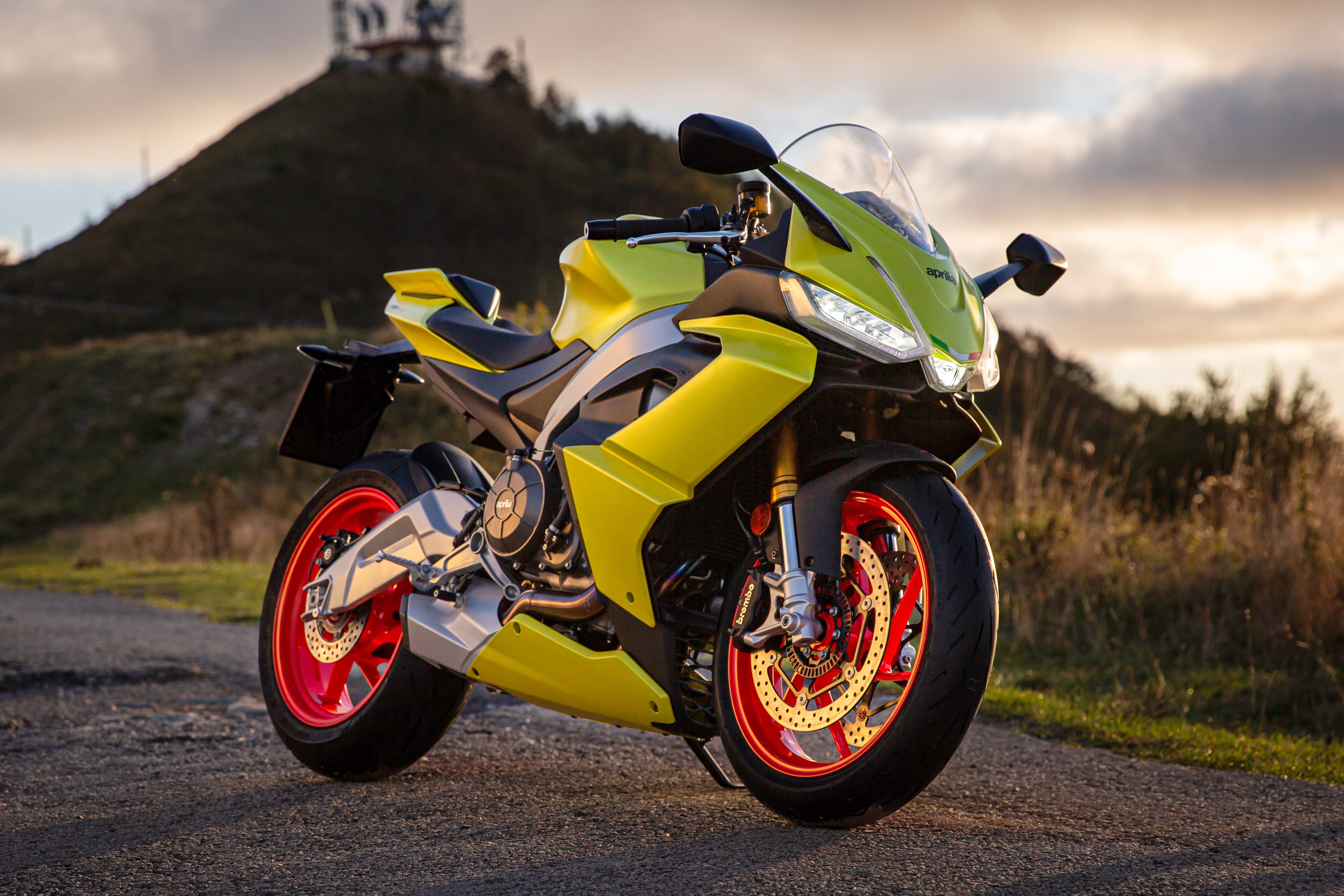 Aprilia RS 660 2021 duoc ra mat anh 1