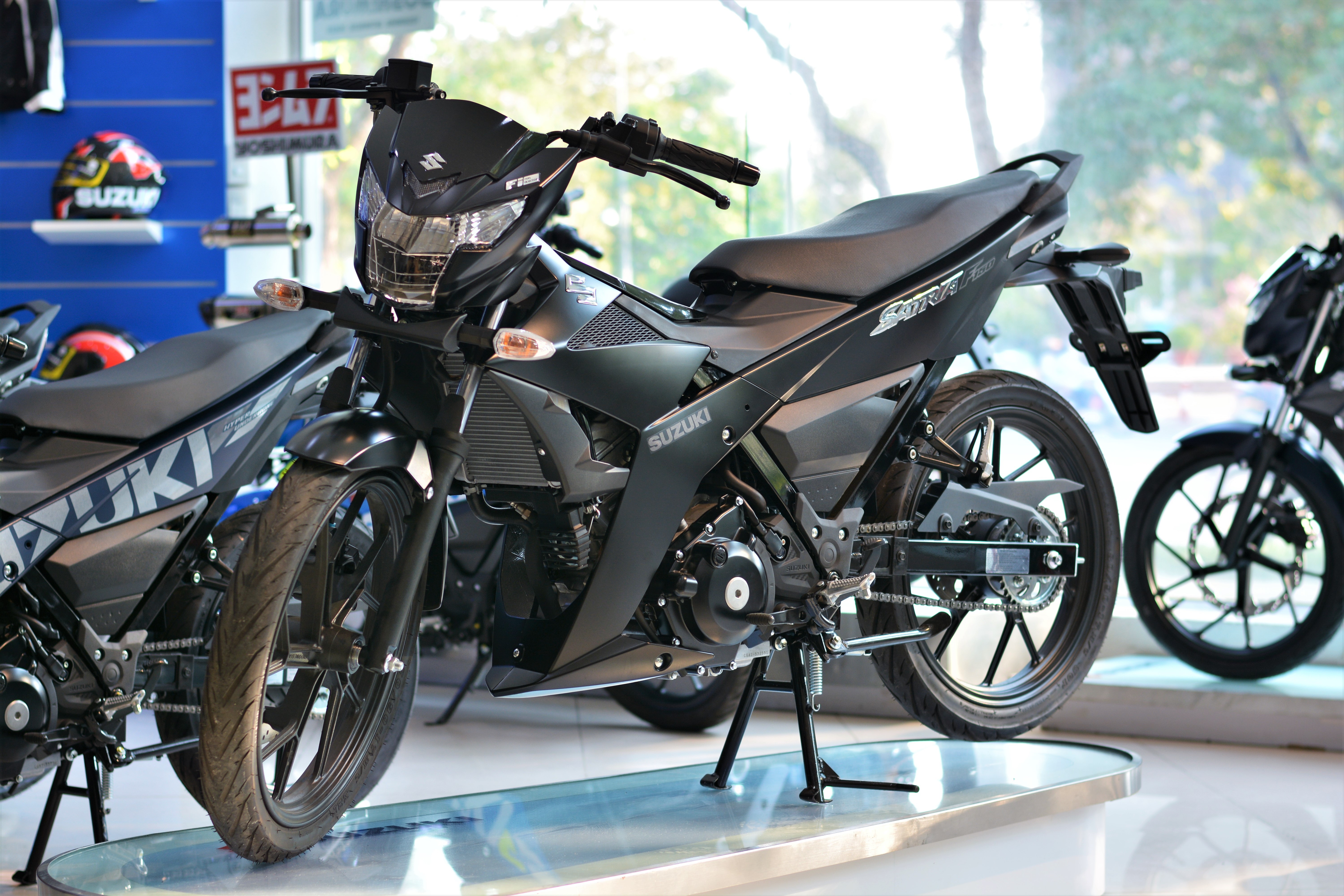 tong quan doanh so thi truong xe may anh 4