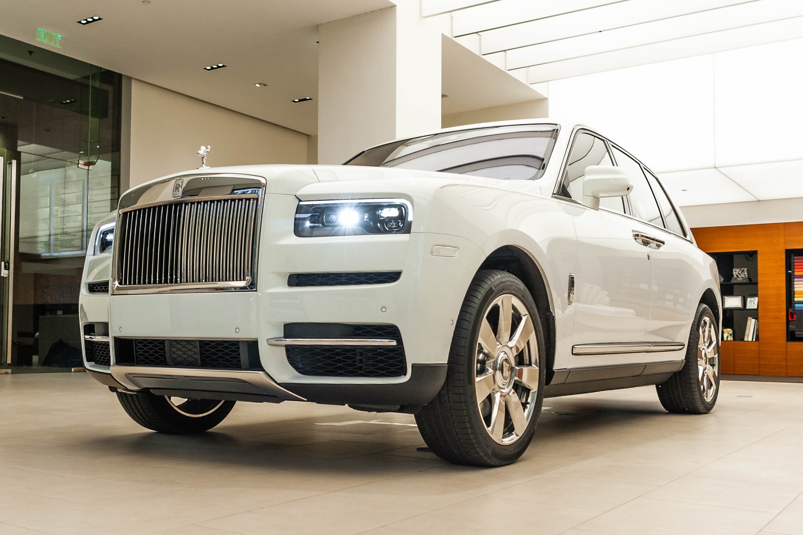 Những mẫu xe Rolls-Royce được phân phối chính hãng ảnh 1 Nhung mau xe Rolls-Royce duoc phan phoi chinh hang anh 1