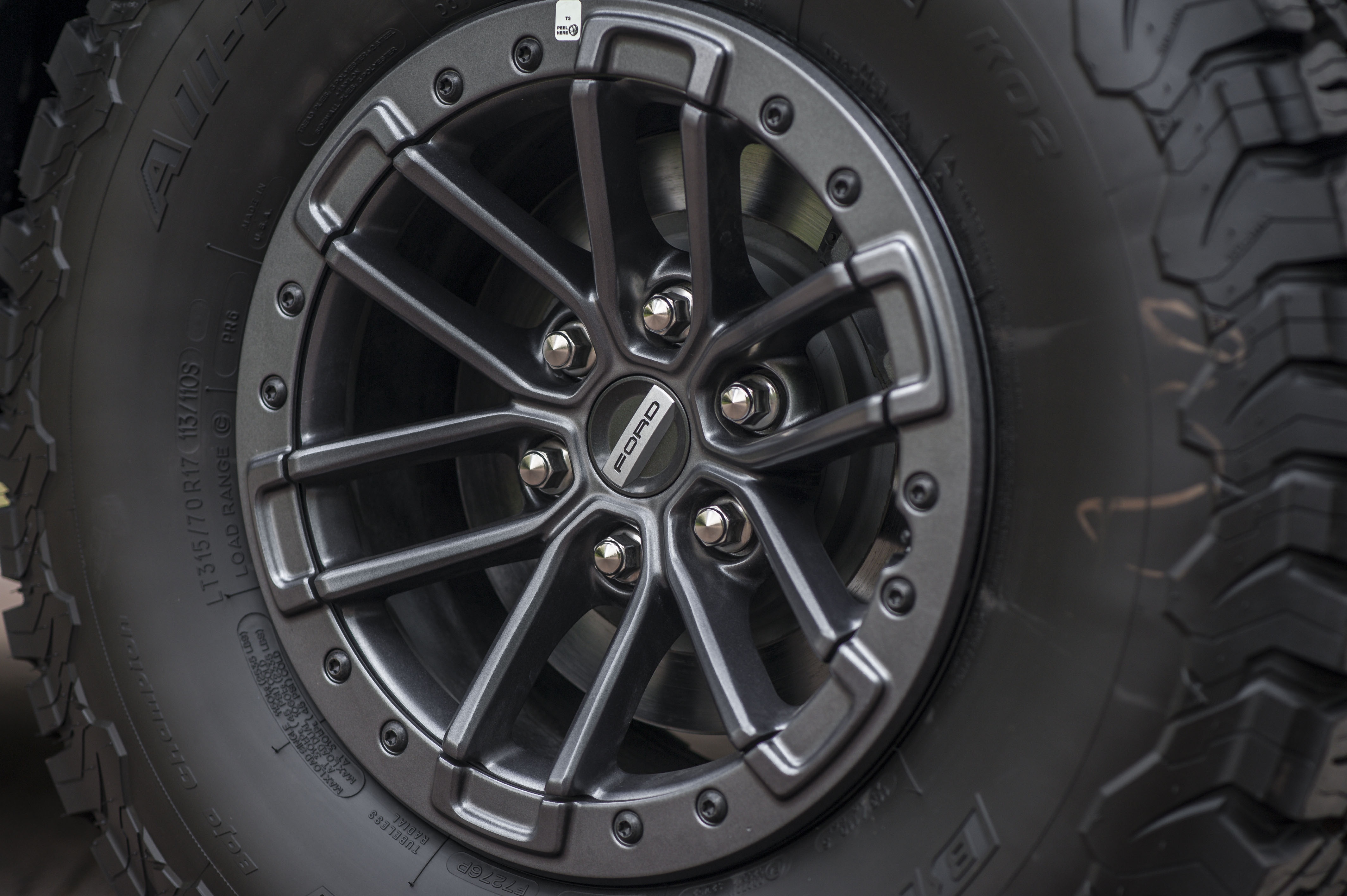 Ford F-150 Raptor SuperCa tại Việt Nam ảnh 7 Ford F-150 Raptor SuperCa tai Viet Nam anh 7