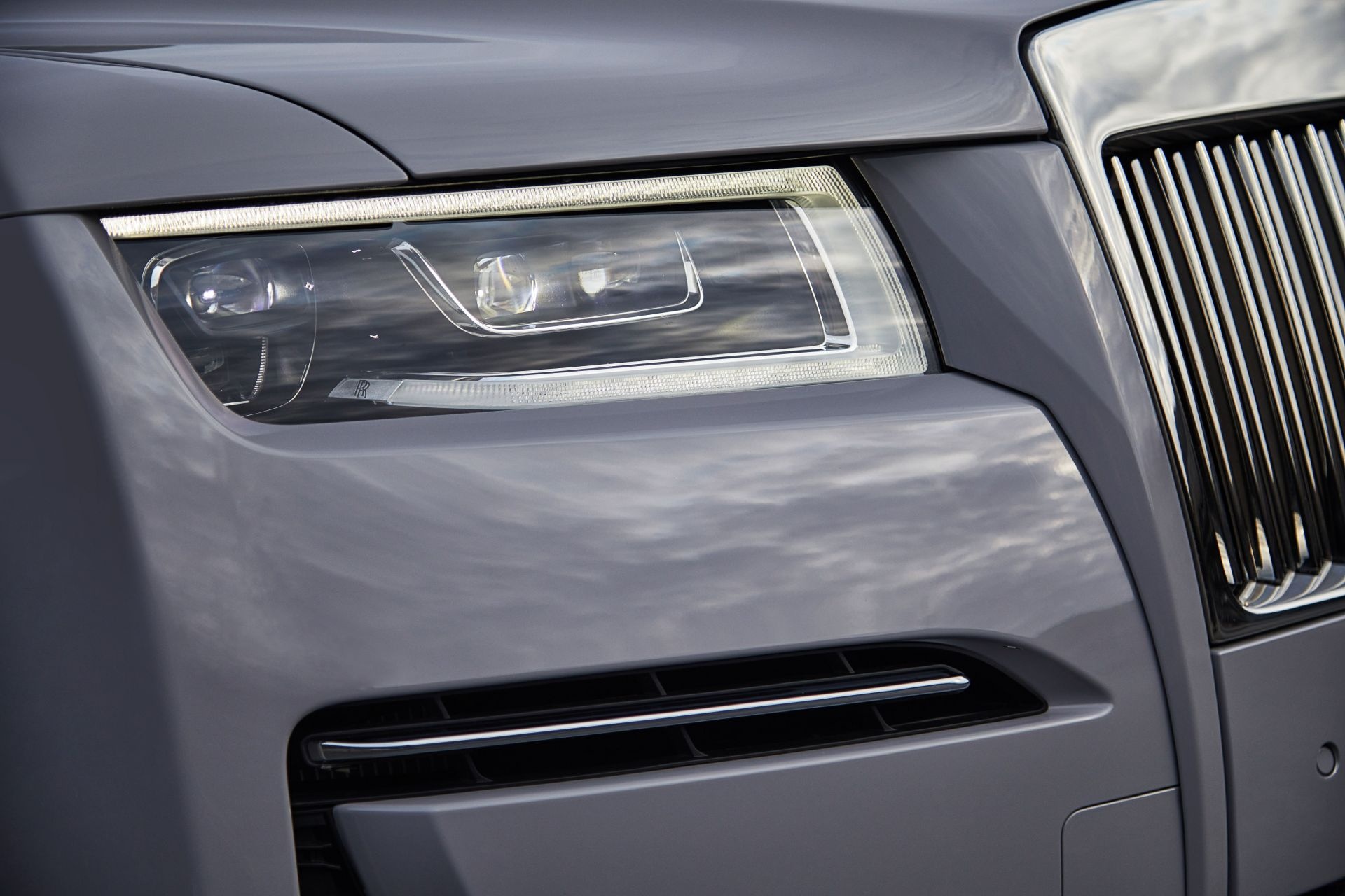 Rolls-Royce Ghost 2021 ra mat anh 9