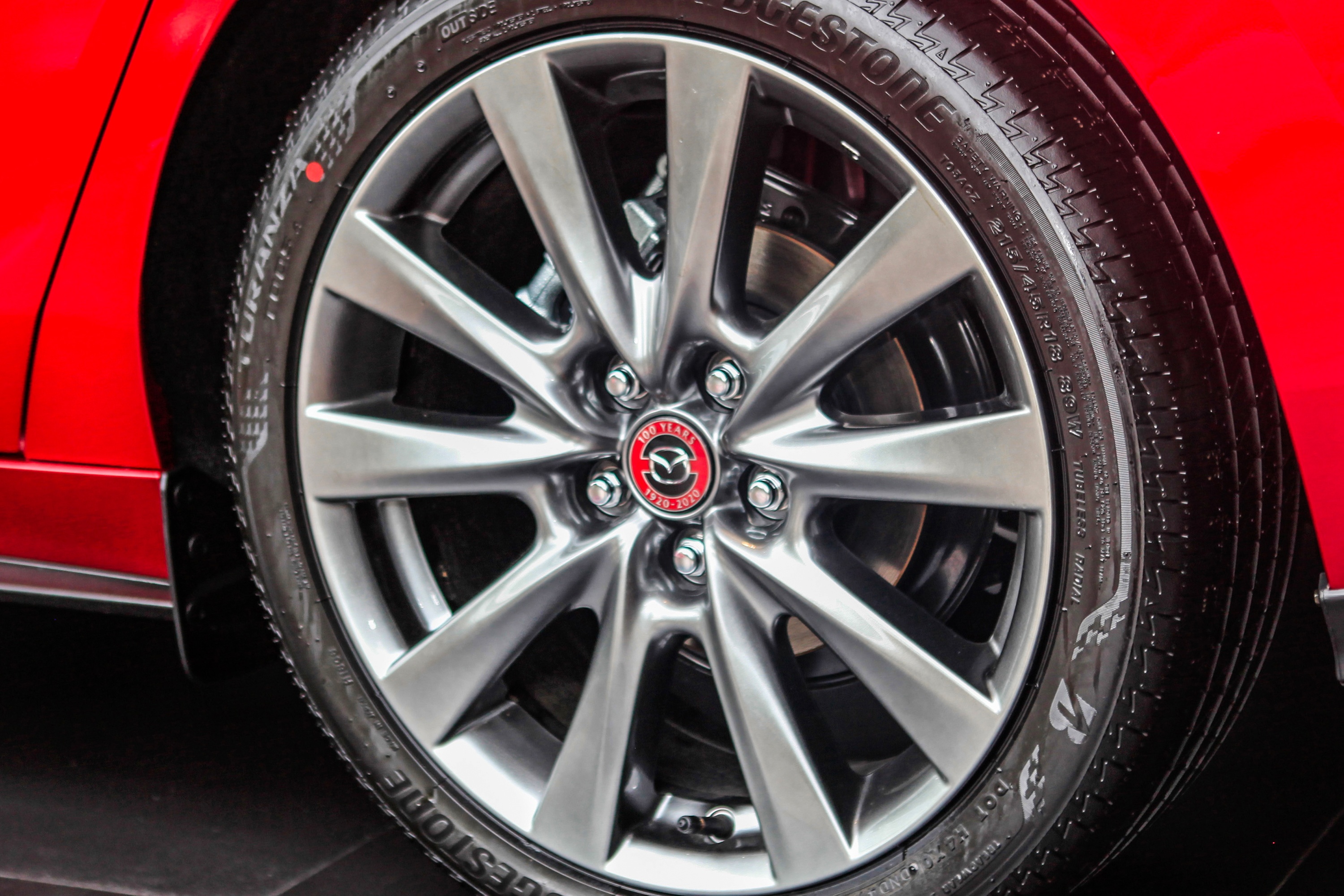 Mazda3 ban ky niem 100 nam ra mat Viet Nam anh 4