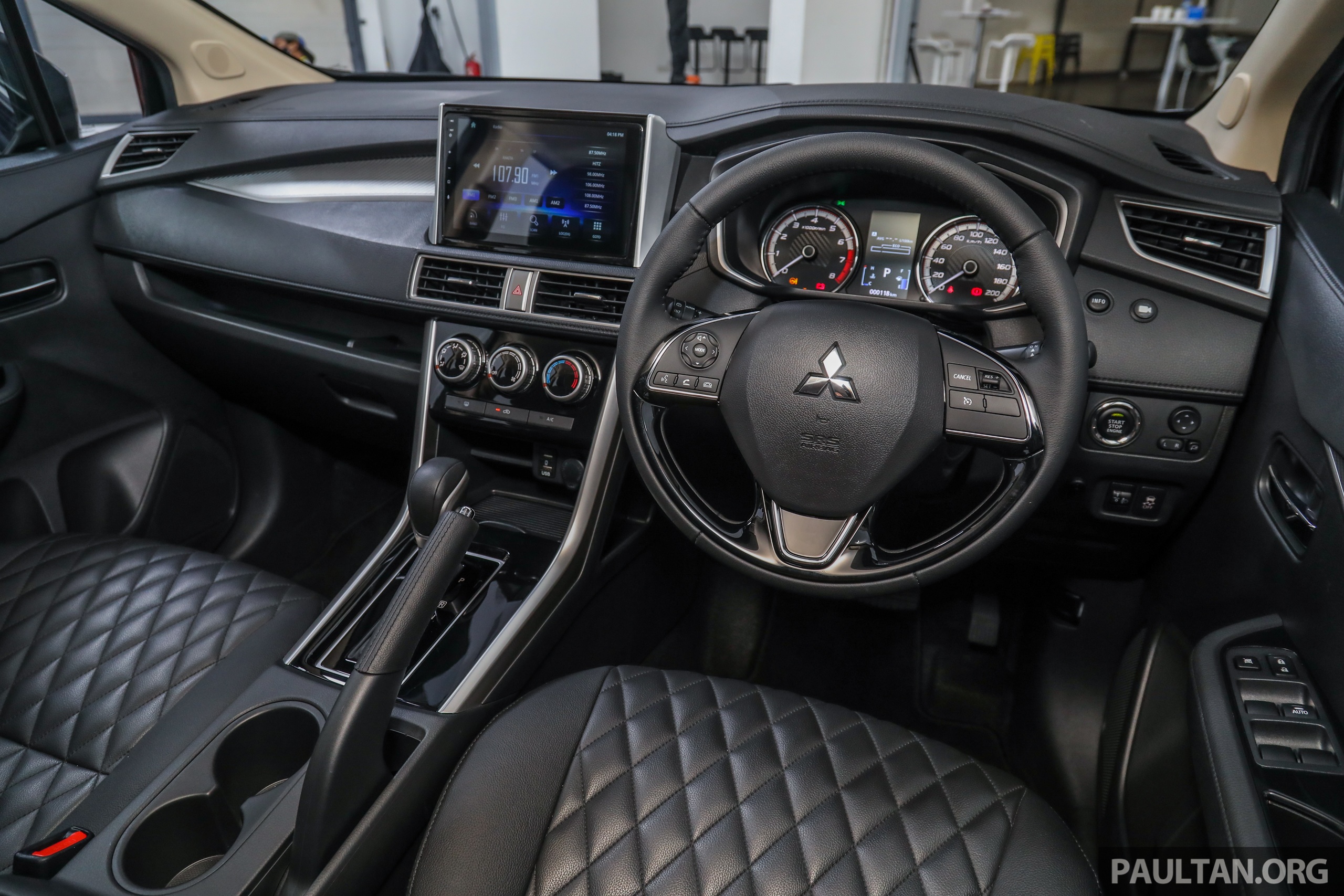 Mitsubishi Xpander ra mat Malaysia anh 8