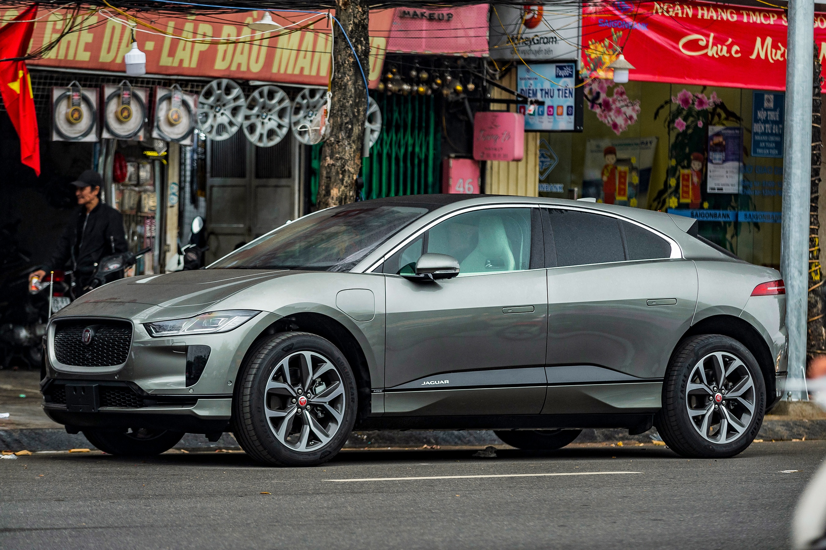Jaguar I-Pace đầu tiên về Việt Nam ảnh 1 Jaguar I-Pace dau tien ve Viet Nam anh 1