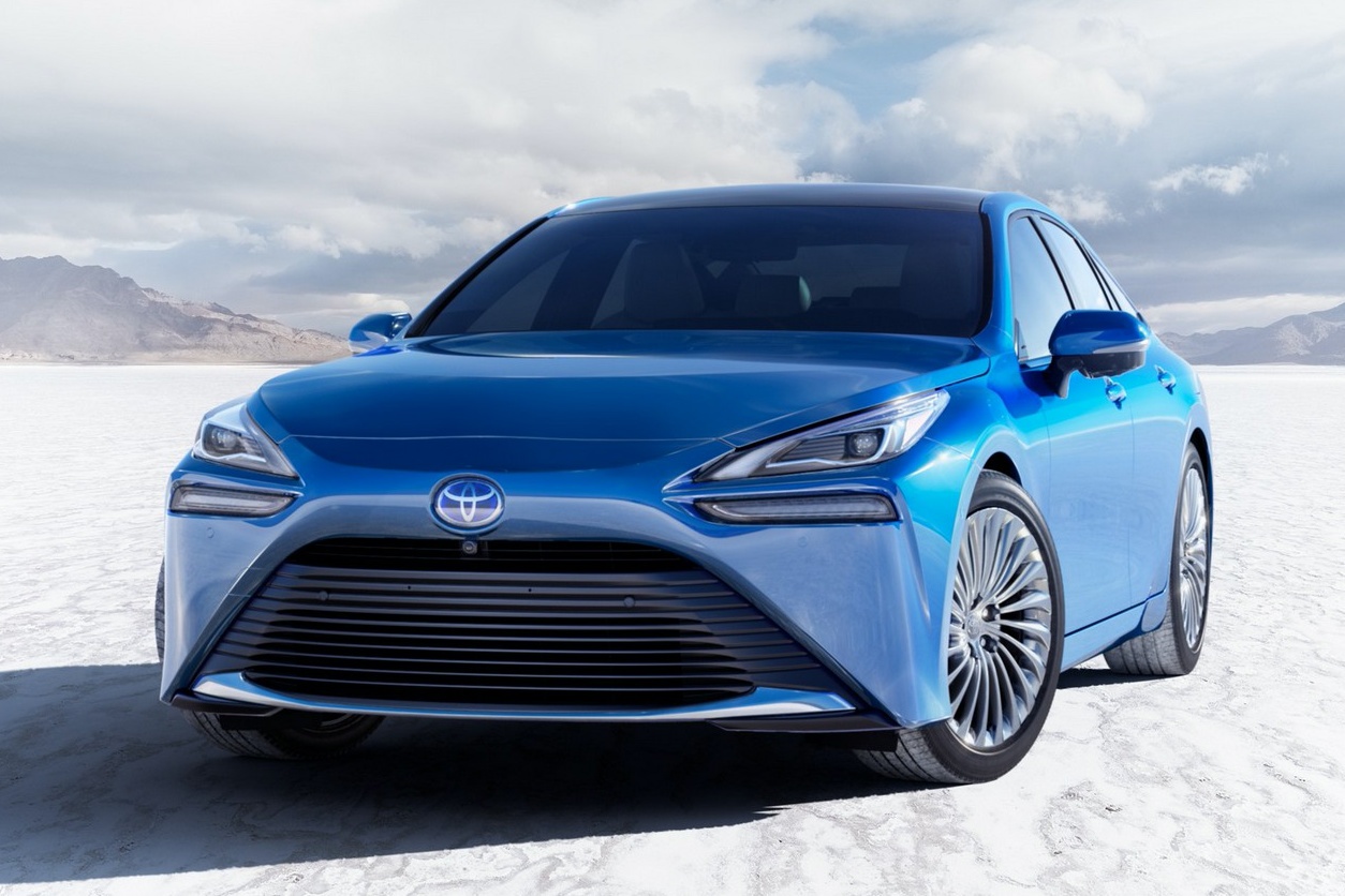 Toyota Mirai 2021 lo dien voi ngoai hinh nhu xe Lexus hinh anh