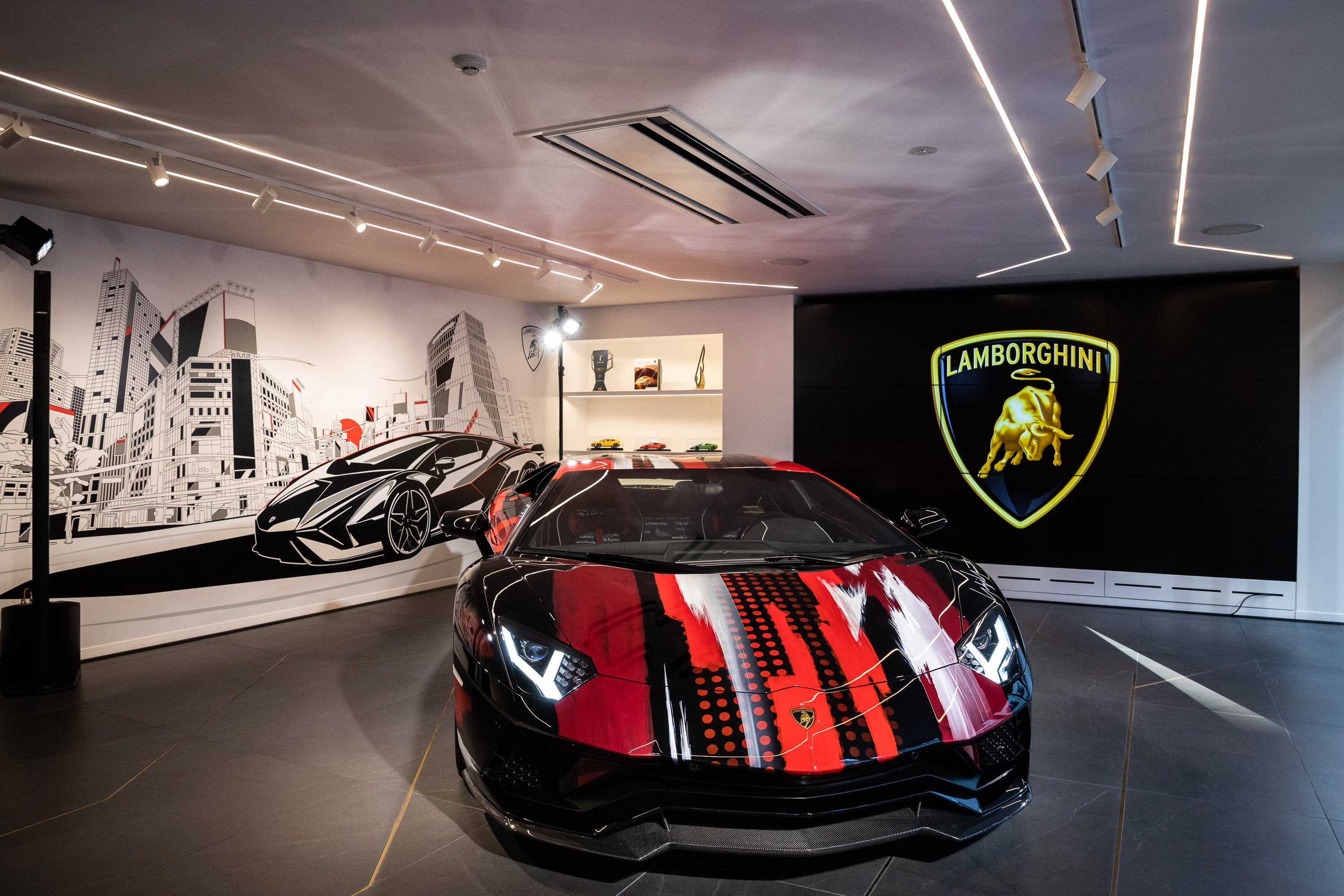 Lamborghini Aventador S Yamamoto ra mat anh 1