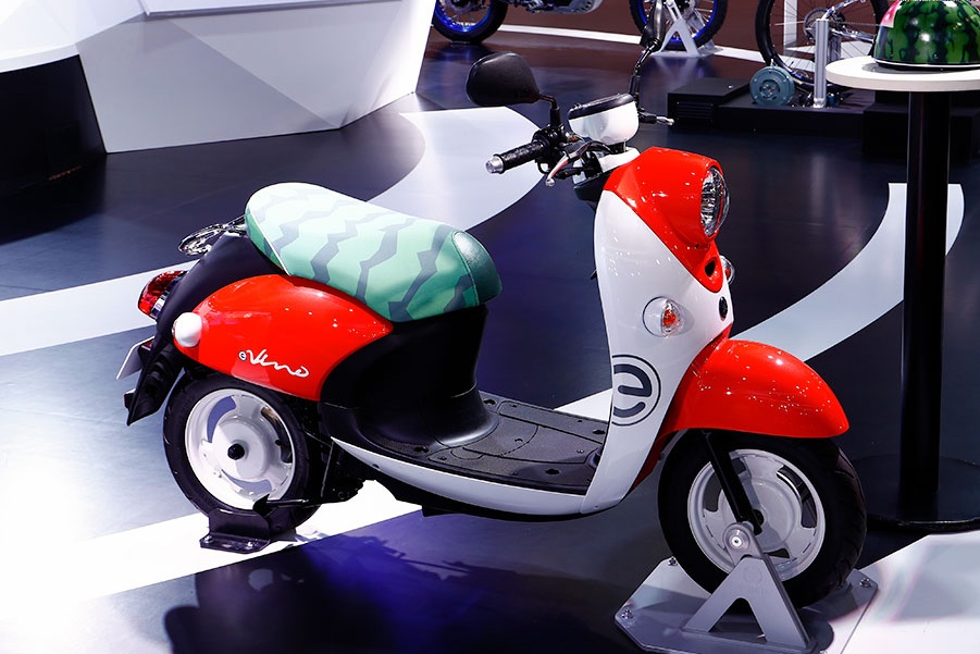 Yamaha e-Vino duoc ra mat tai Nhat Ban hinh anh