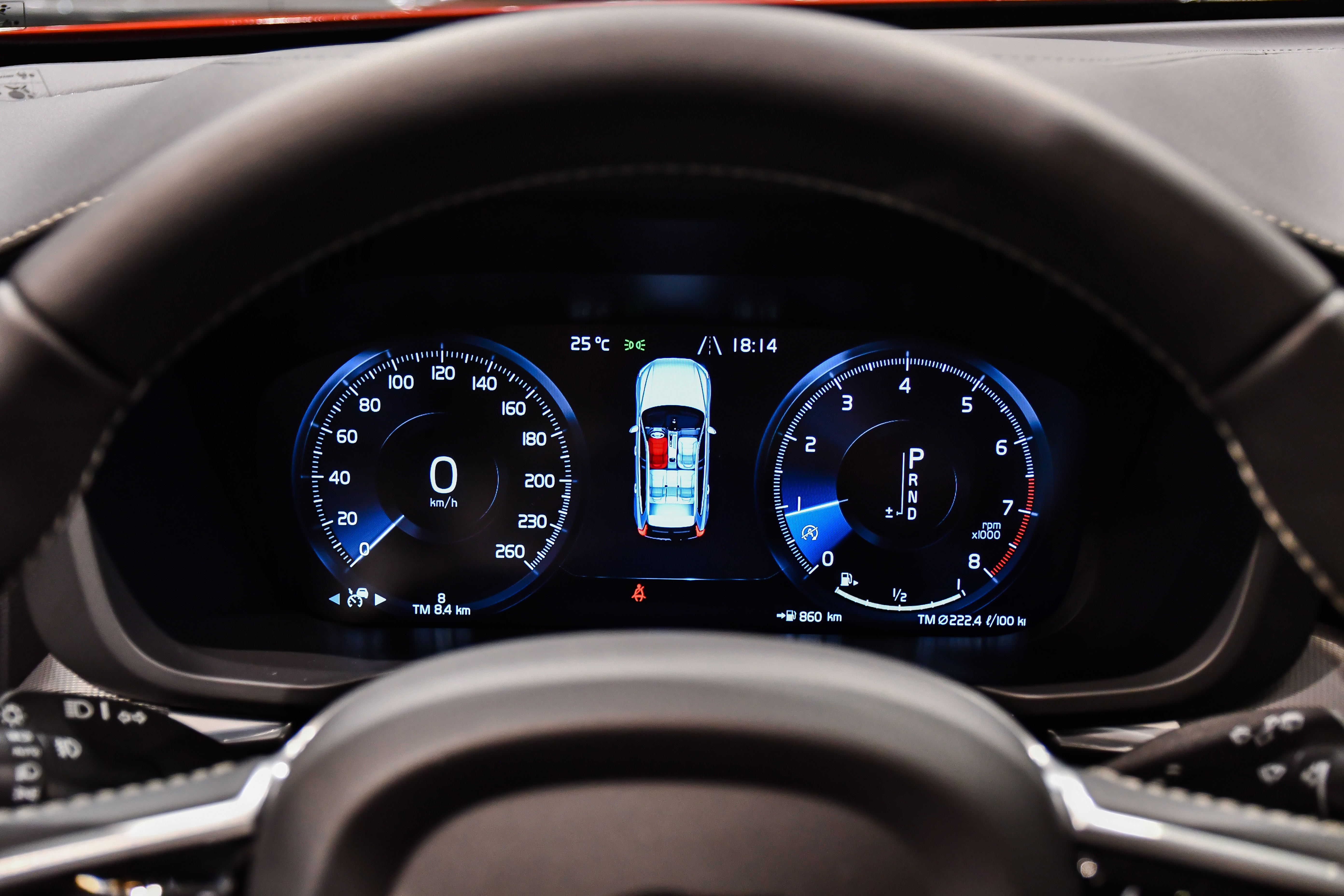 Volvo XC60 R-Design tại Việt Nam ảnh 11 Volvo XC60 R-Design tai Viet Nam anh 11