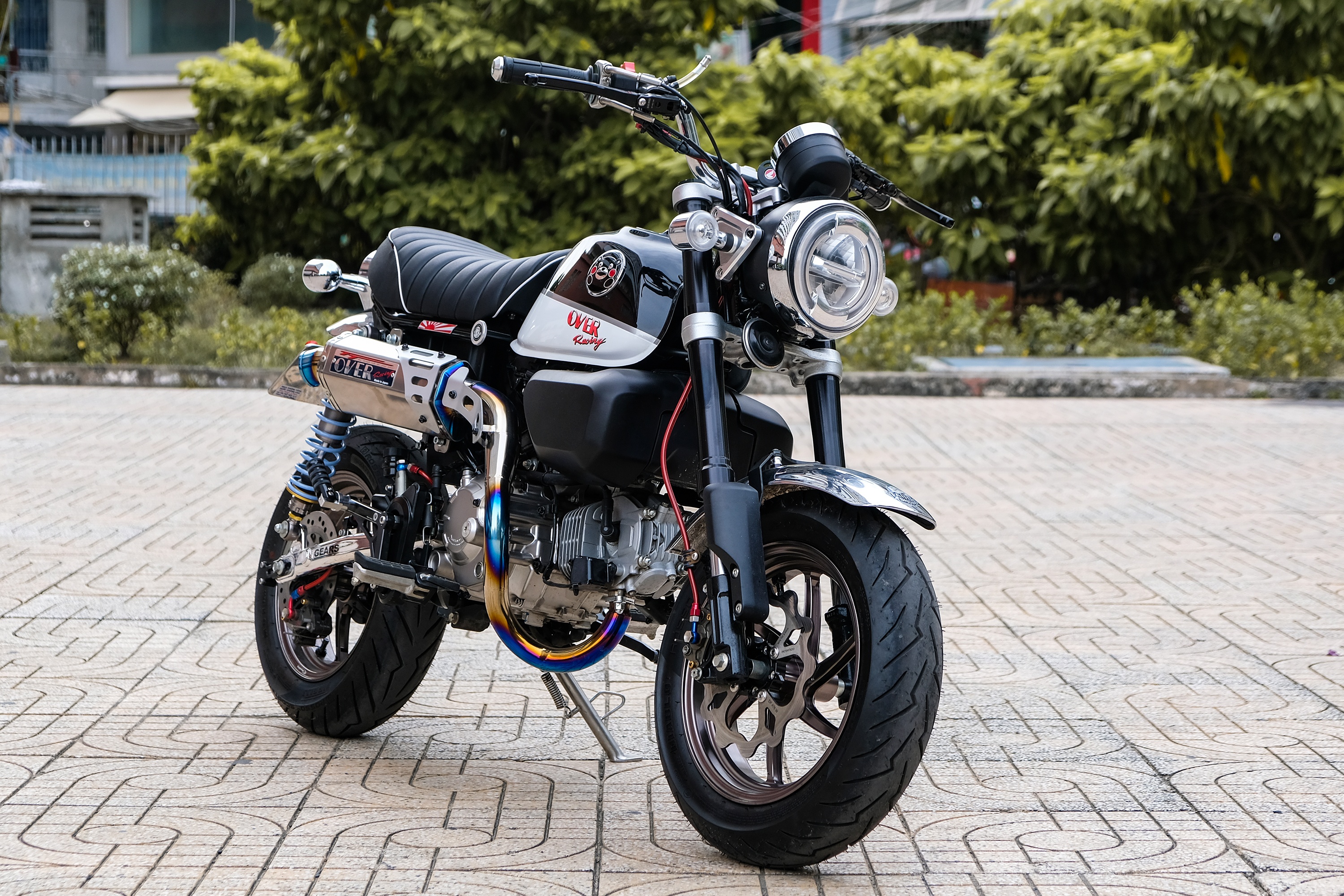 Honda Monkey 125 voi goi do 150 trieu dong tai TP.HCM hinh anh