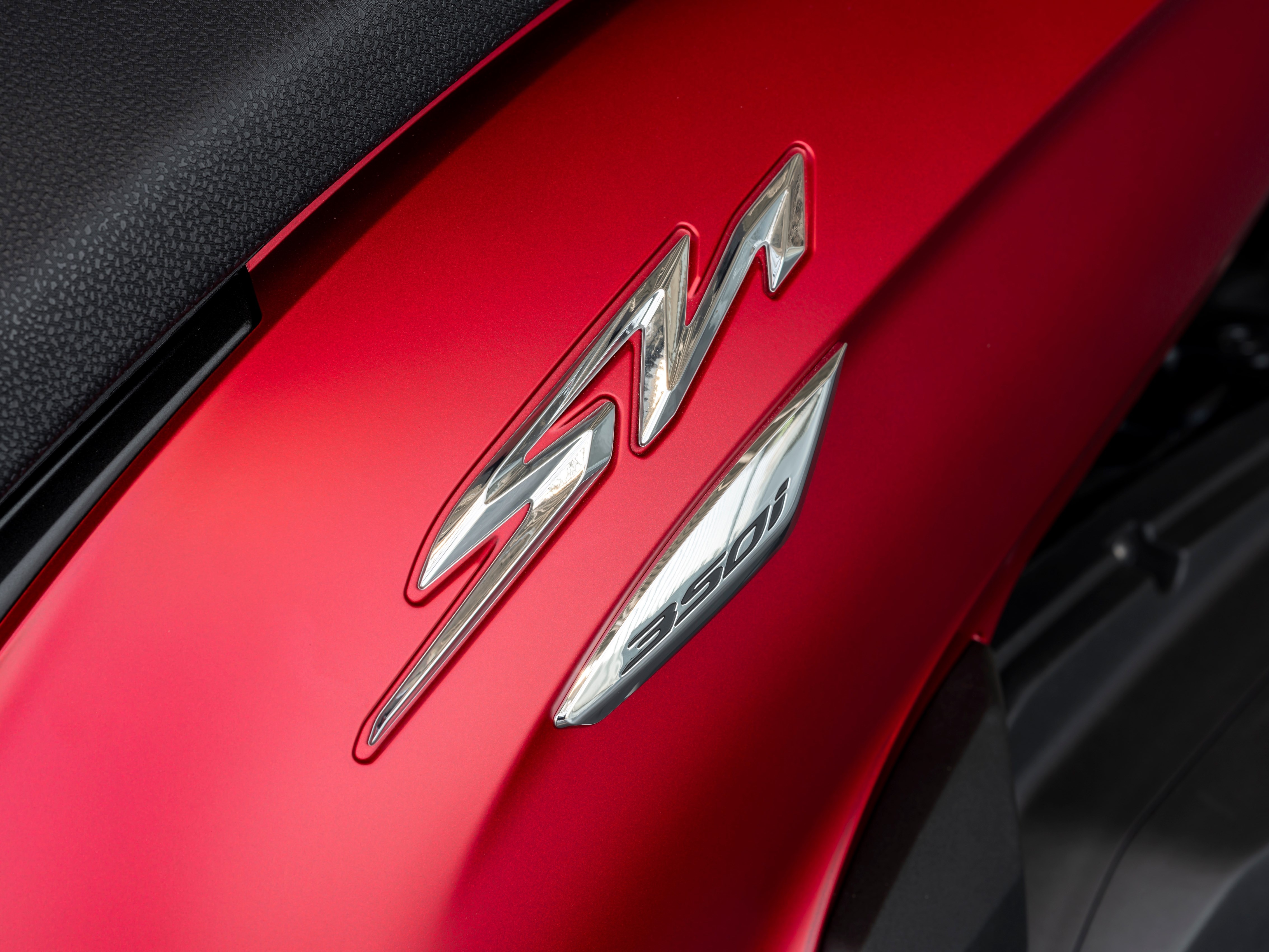 Honda SH 350i ra mat anh 9