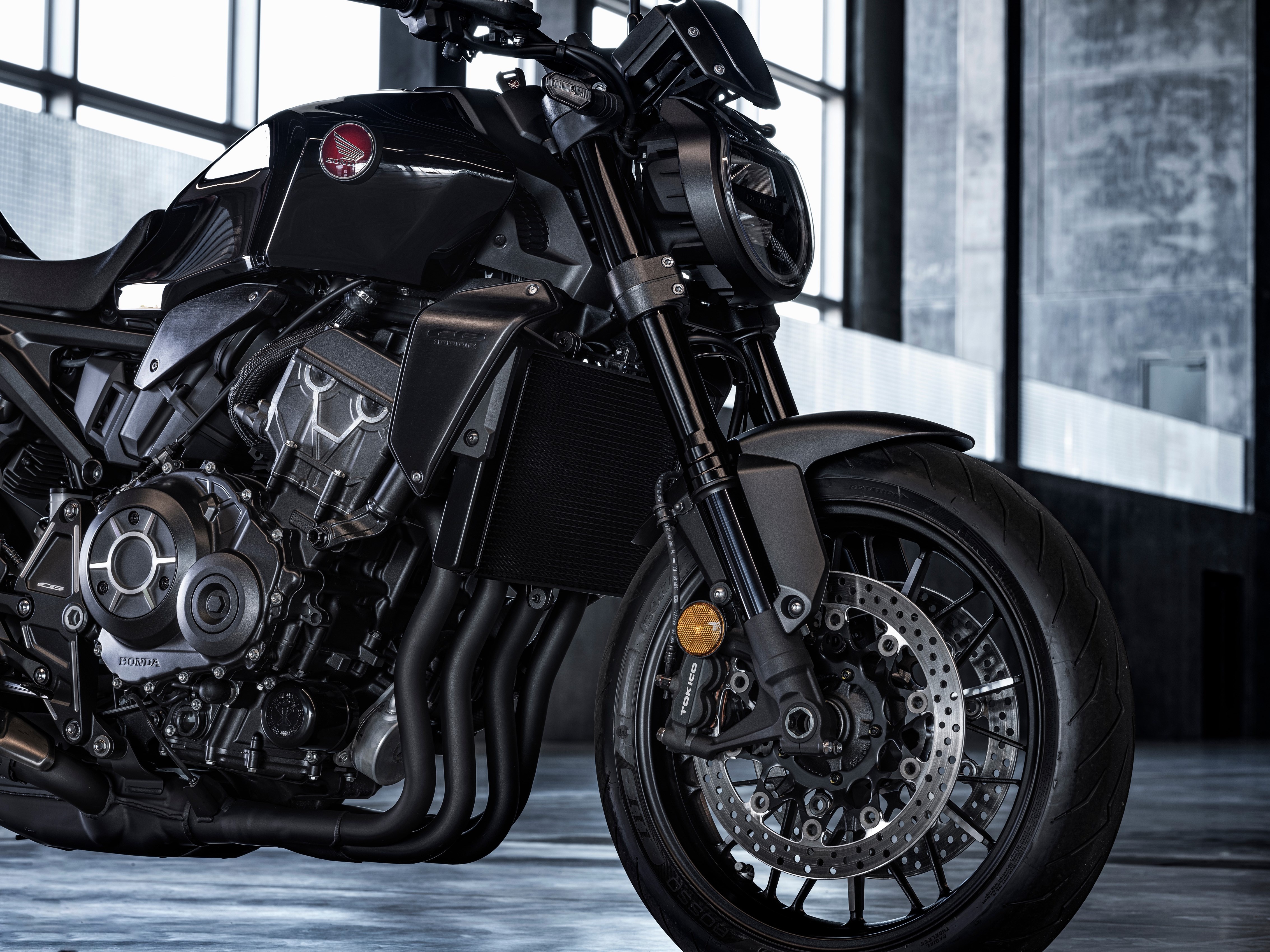 Honda CB1000R Black Edition ra mắt ảnh 7 Honda CB1000R Black Edition ra mat anh 7