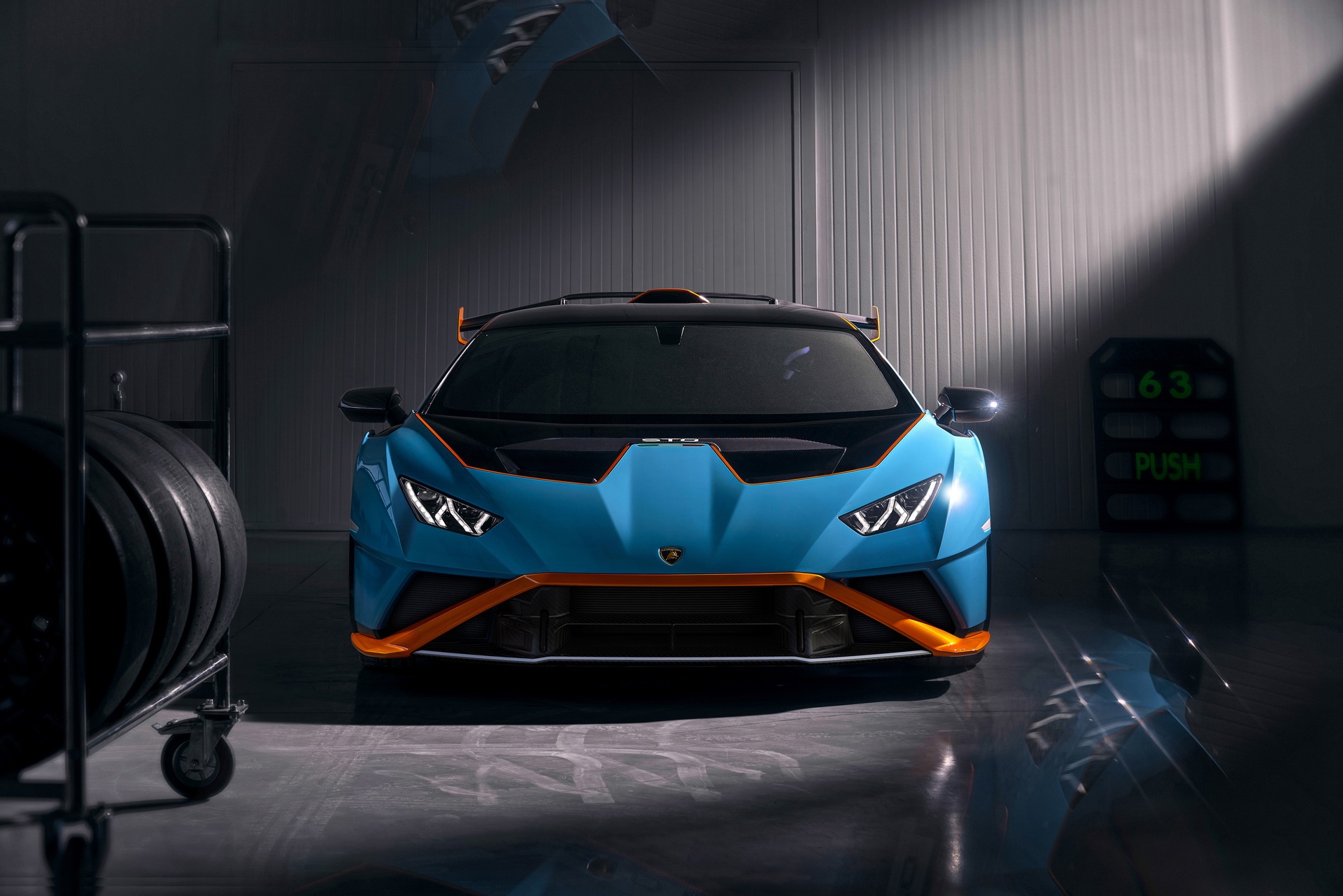 Lamborghini Huracan STO ra mat anh 14