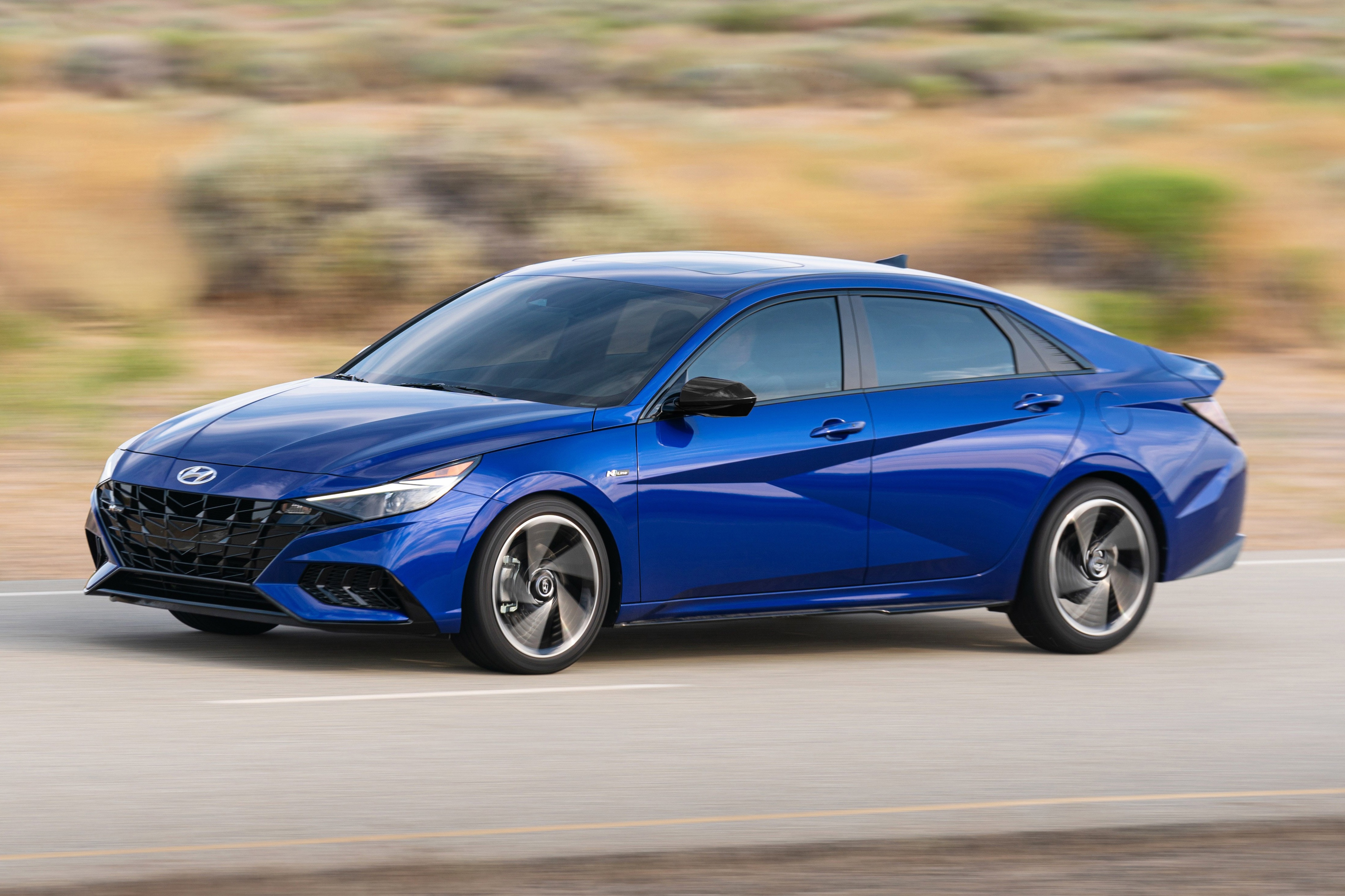 Hyundai Elantra 2021 sap duoc ra mat tai Malaysia hinh anh