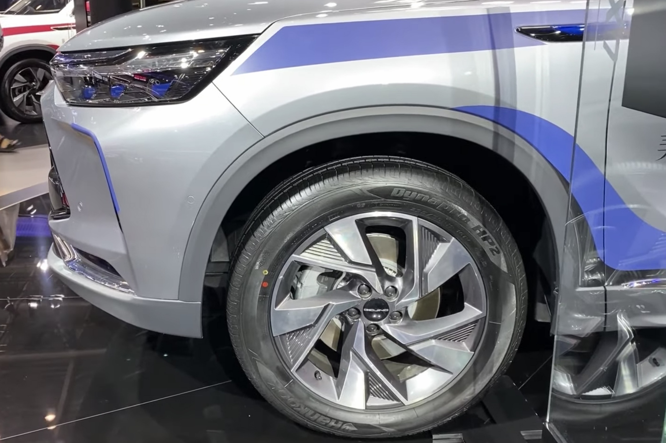 Beijing X7 PHEV ra mat anh 6