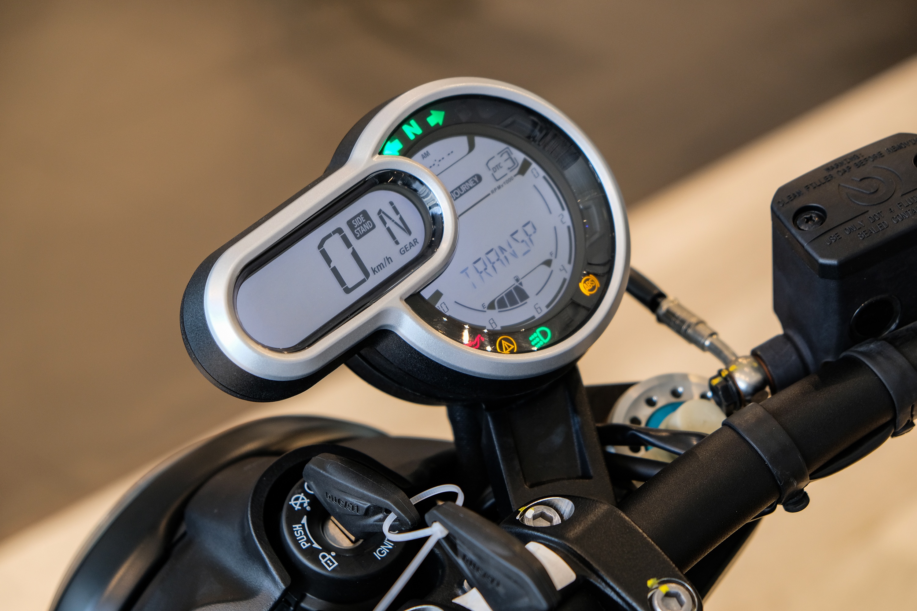 Ducati Scrambler 1100 Sport Pro ra mat anh 12