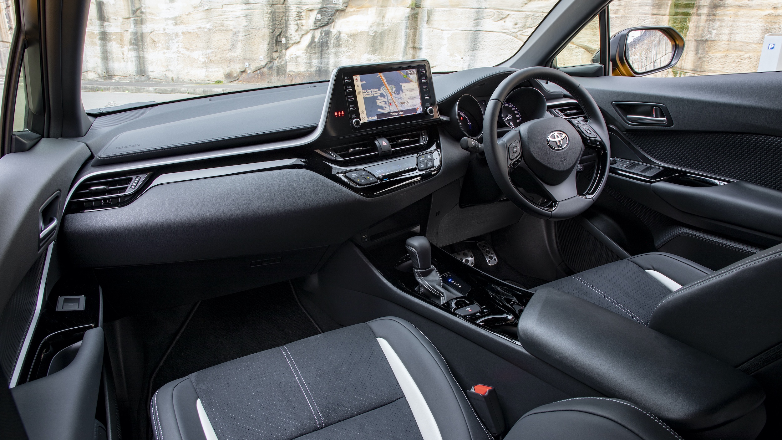 Toyota CH-R ra mat Australia anh 5