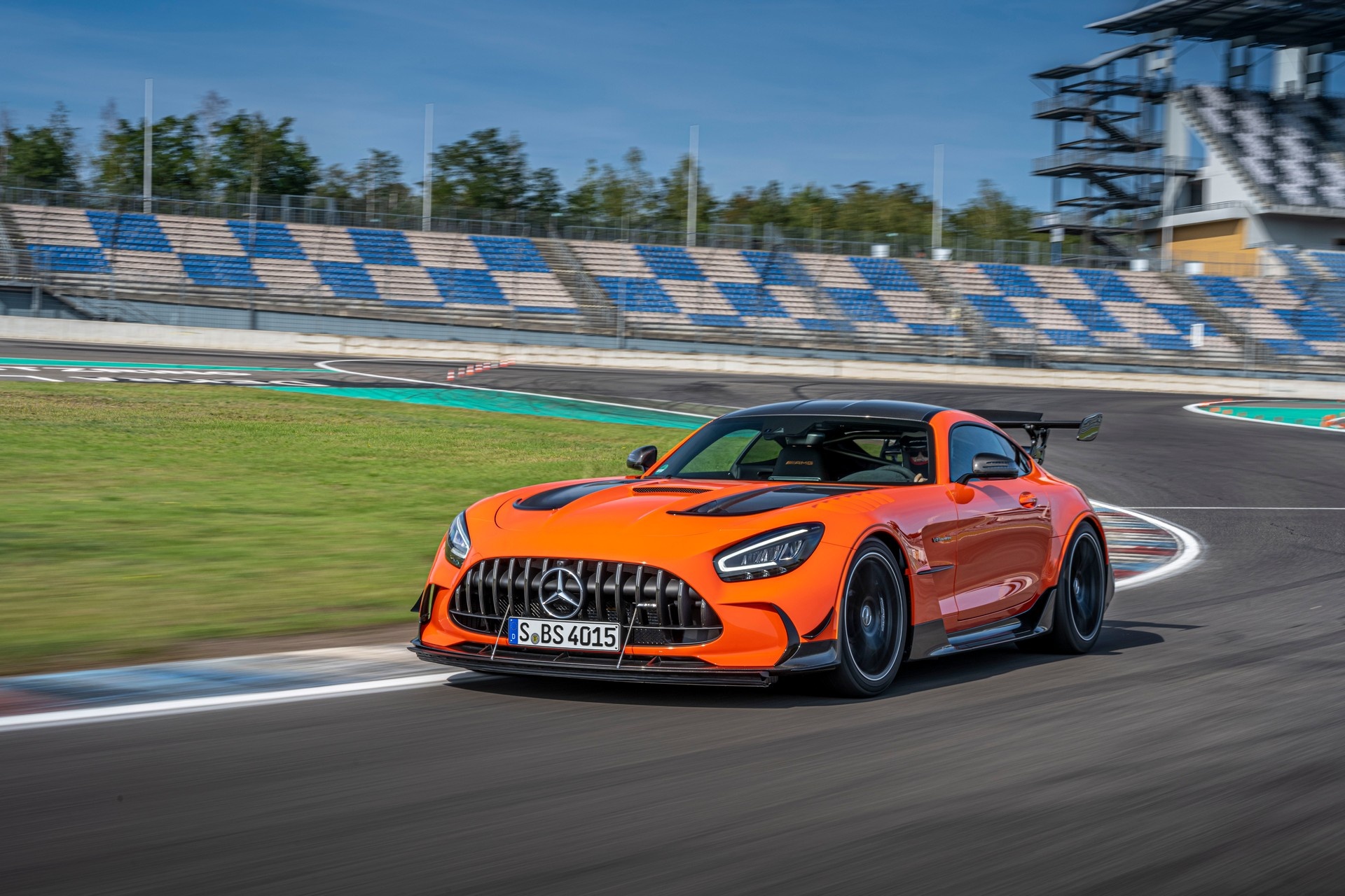 Mercedes-AMG GT Black Series ra mat anh 1