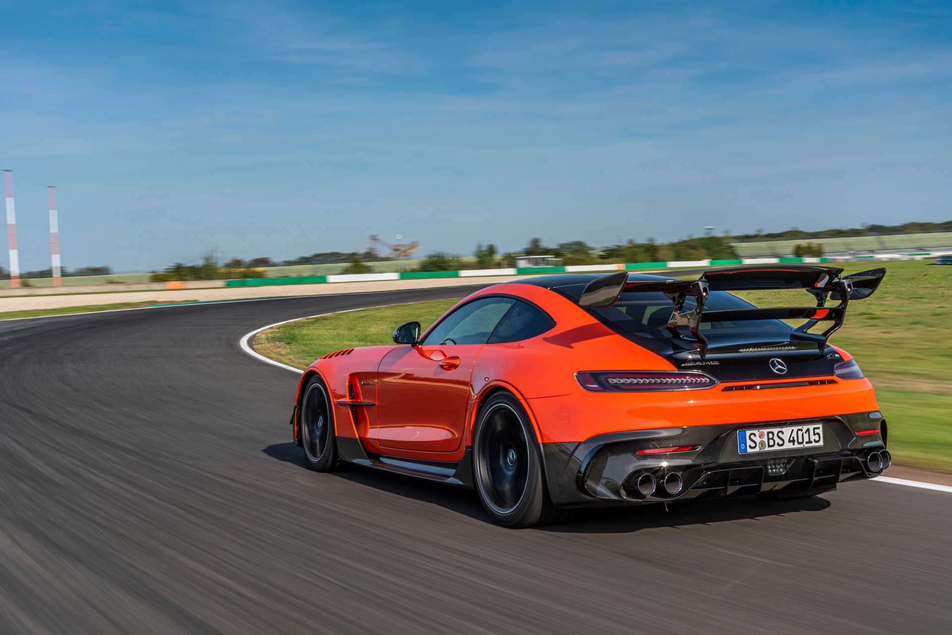 Mercedes-AMG GT Black Series ra mat anh 2