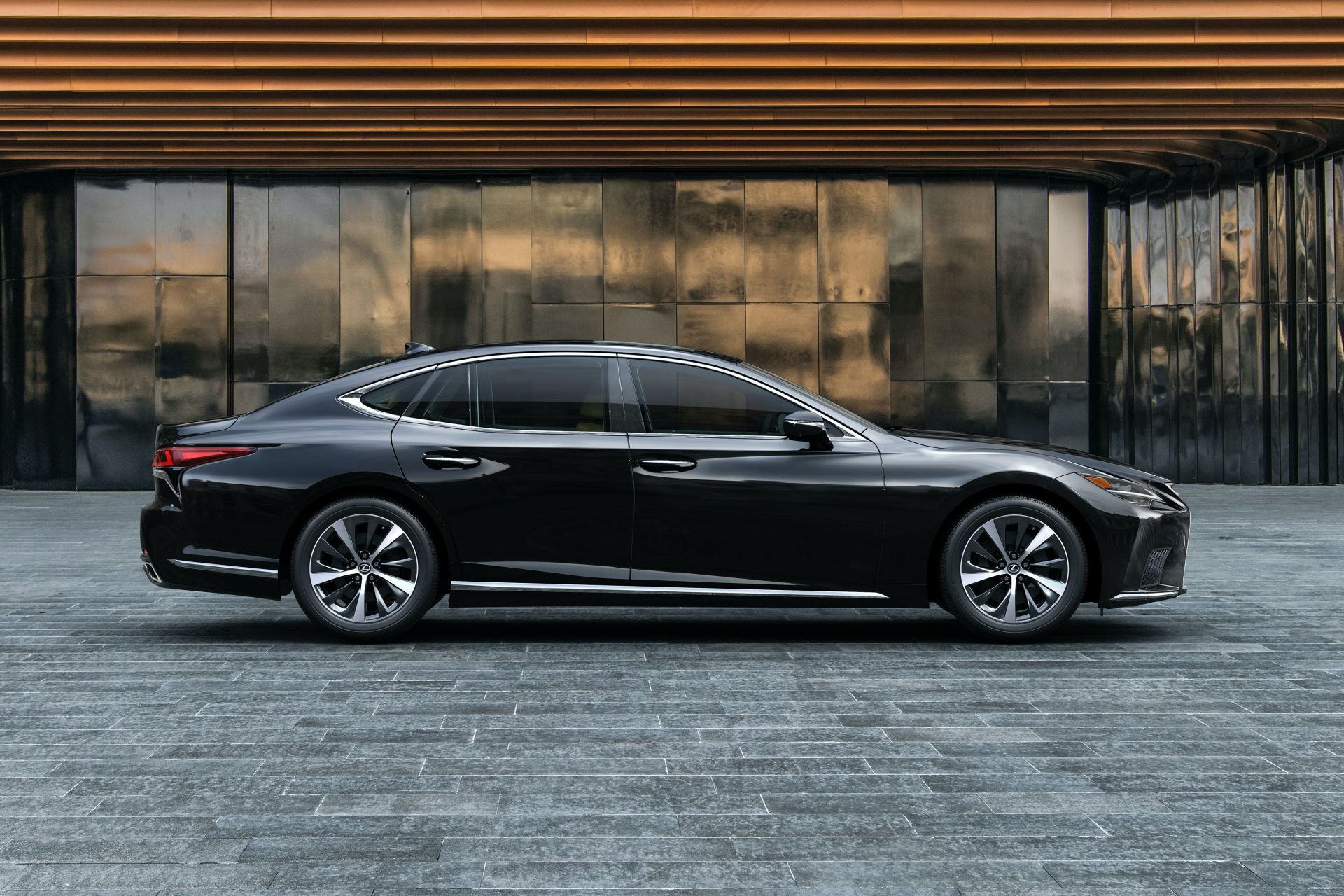 Lexus LS 2021 ra mắt Thái Lan ảnh 5 Lexus LS 2021 ra mat Thai Lan anh 5