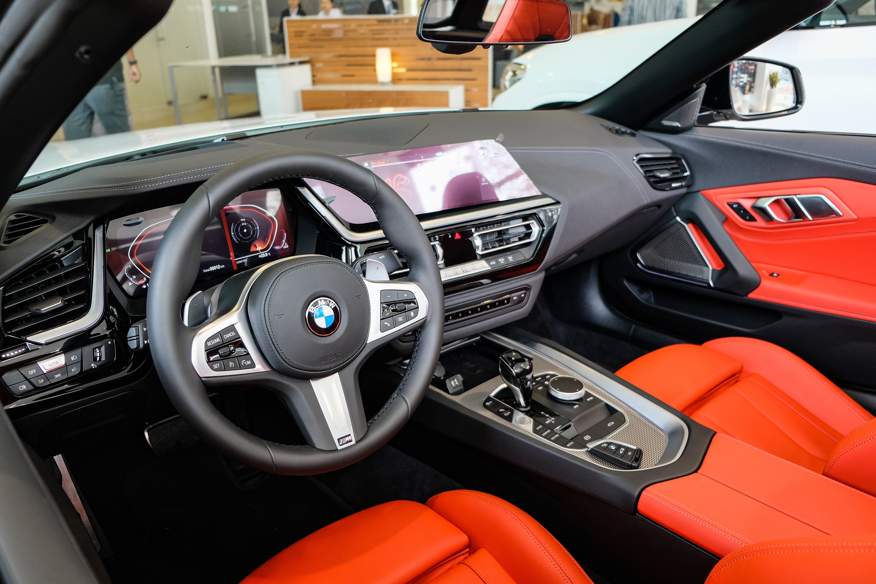 BMW Z4 sDrive30i M Sport cua Minh Nhua anh 8