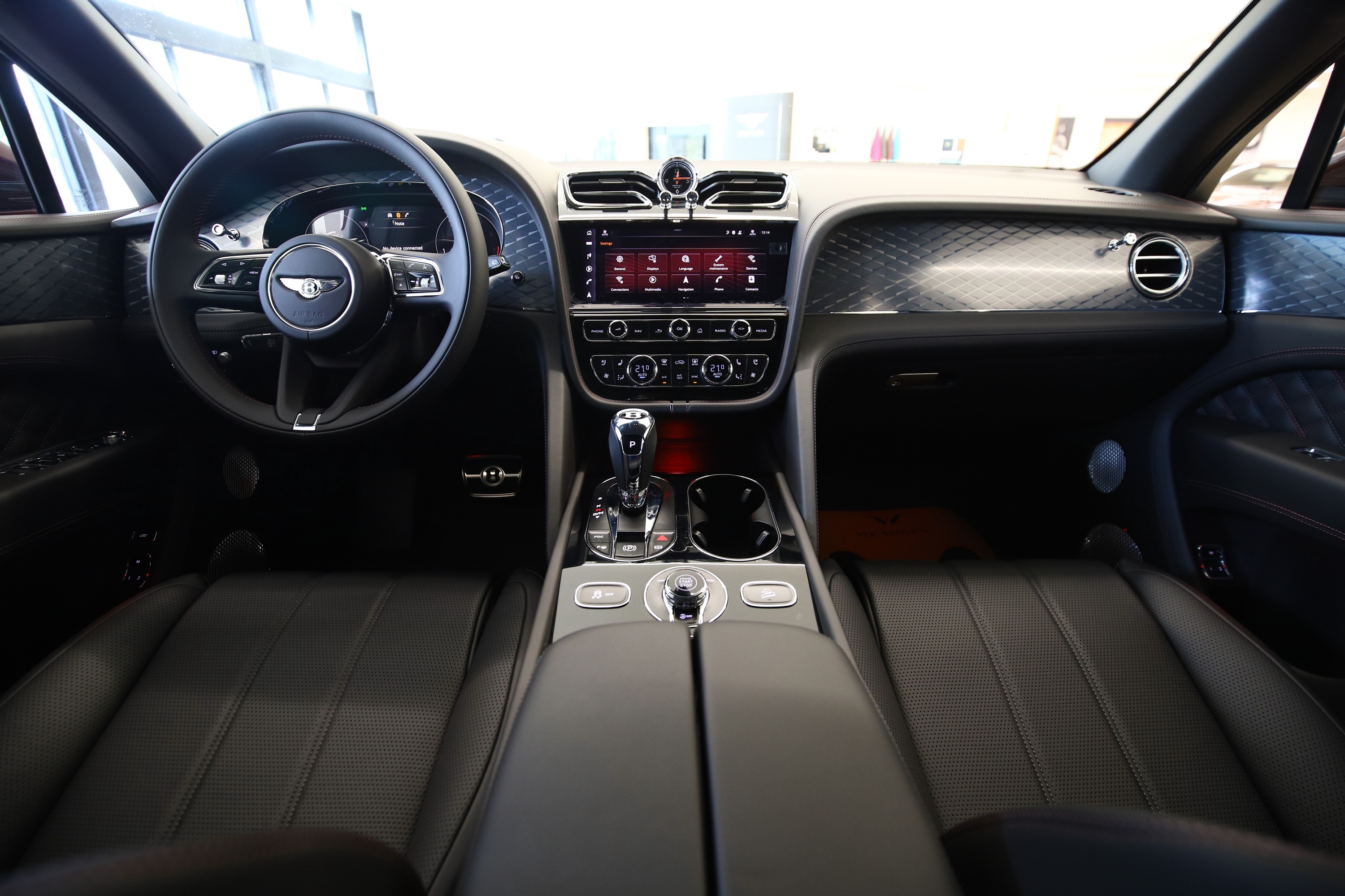 Nhung sieu xe dang chu y duoc mang ve Viet Nam anh 35