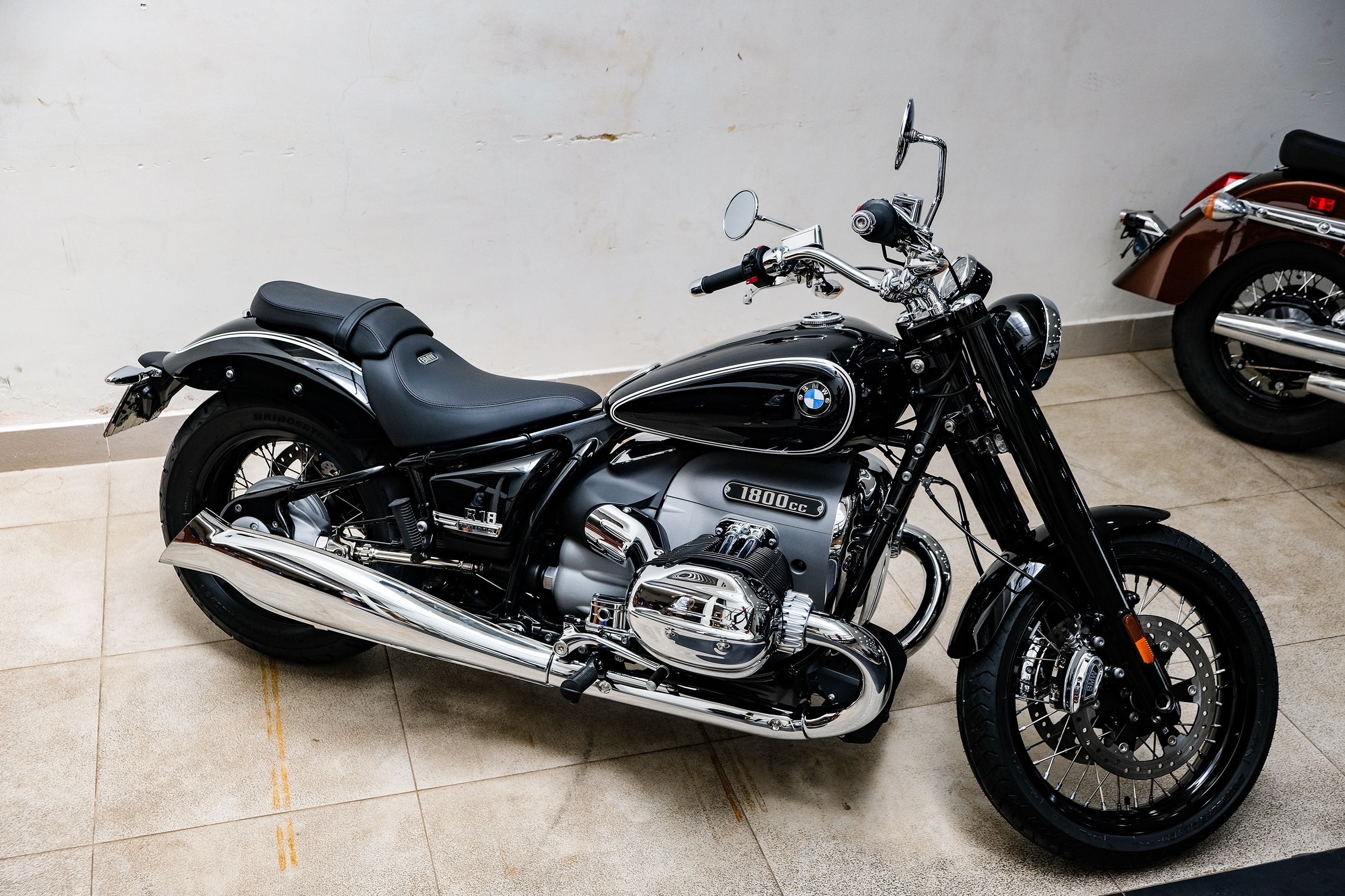 BMW R 18 First Edition ra mat Viet Nam anh 1