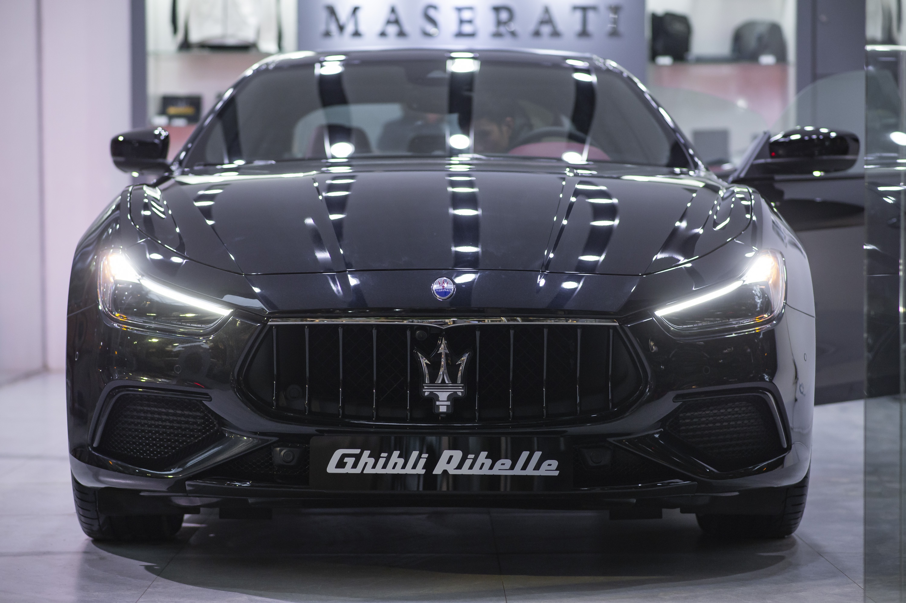 Maserati Ghibli Ribelle ra mat Viet Nam anh 2