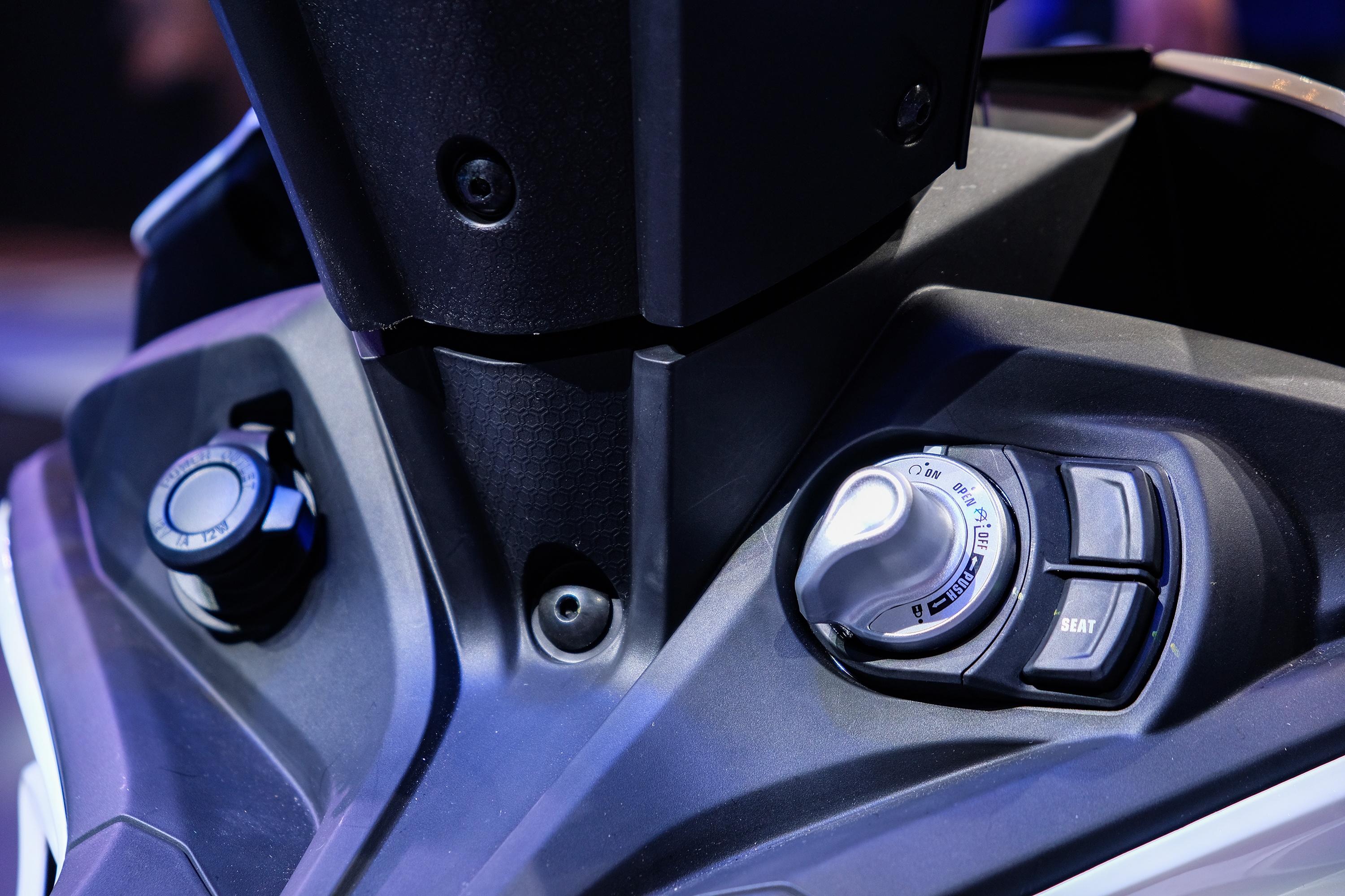 Yamaha không trang bị phanh ABS cho Exciter 155 ảnh 3 Yamaha khong trang bi phanh ABS cho Exciter 155 anh 3