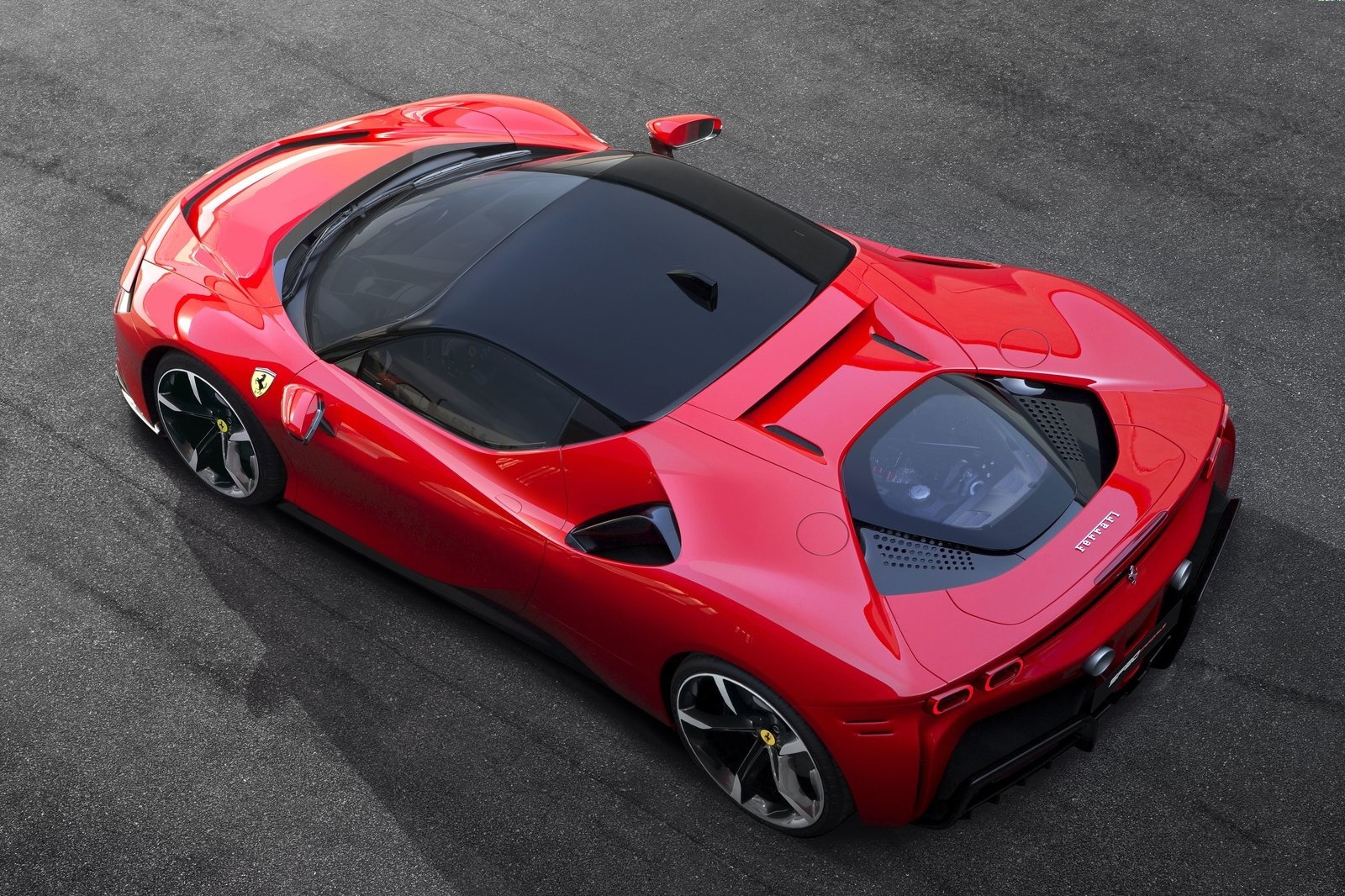 Những hypercar đáng chú ý có thể về Việt Nam trong năm 2021 ảnh 17 Nhung hypercar dang chu y co the ve Viet Nam trong nam 2021 anh 17