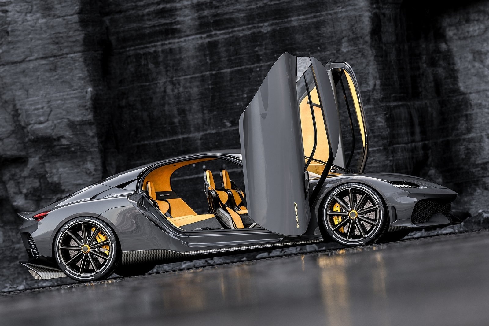 Những hypercar đáng chú ý có thể về Việt Nam trong năm 2021 ảnh 23 Nhung hypercar dang chu y co the ve Viet Nam trong nam 2021 anh 23