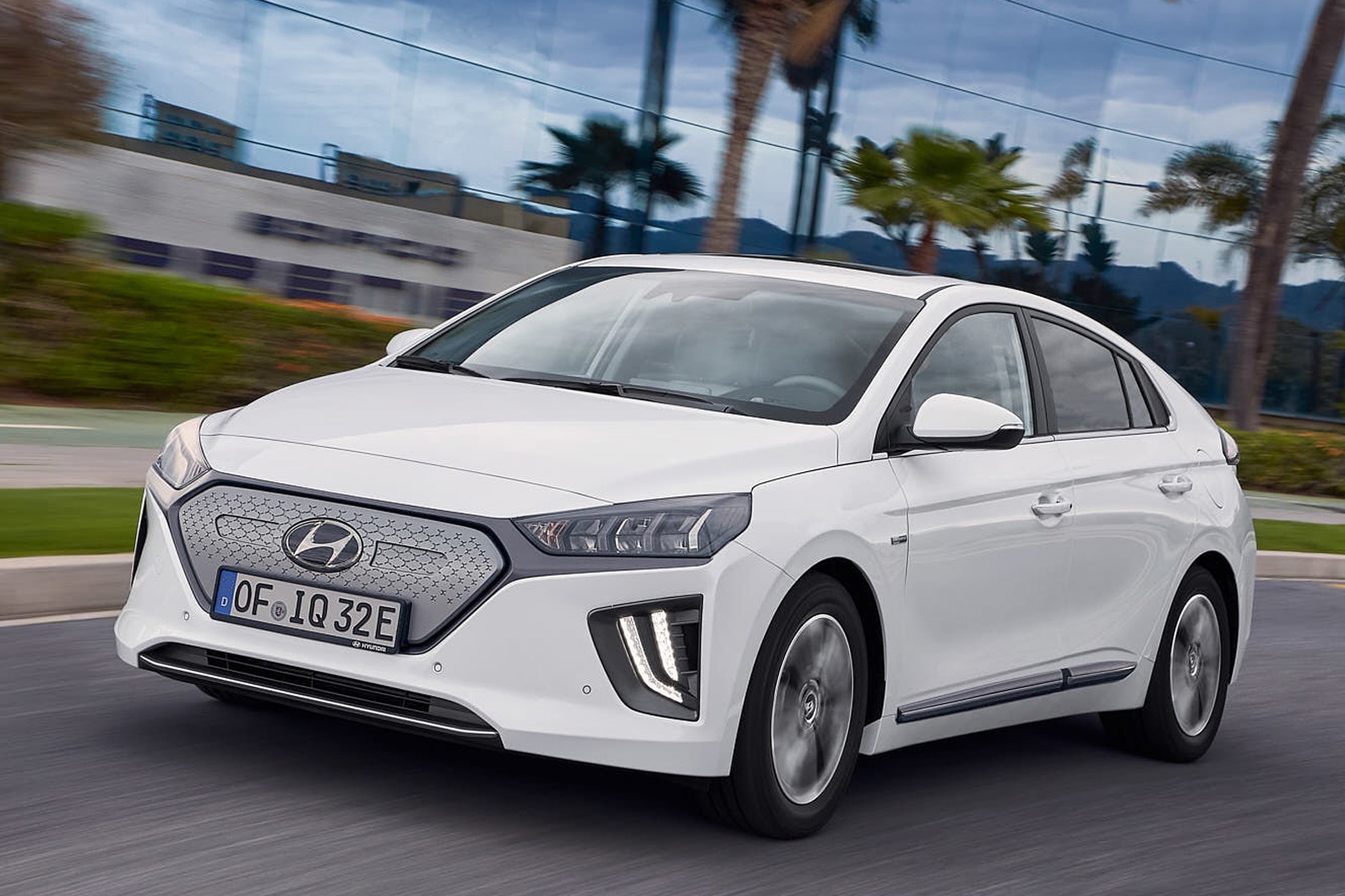 Hyundai hợp tác với Apple ảnh 2 Hyundai hop tac voi Apple anh 2