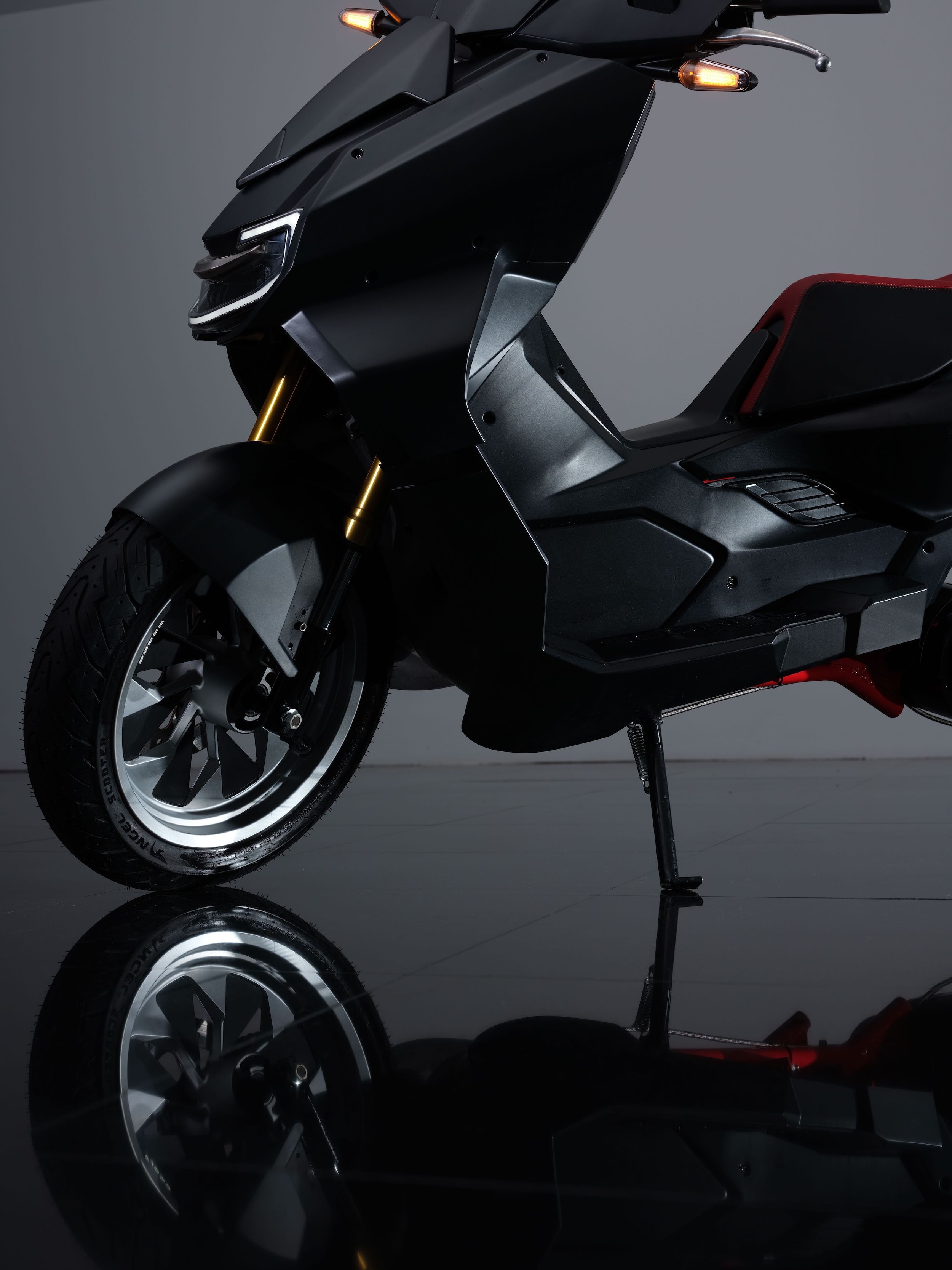 Scorpio X Model ra mat anh 4