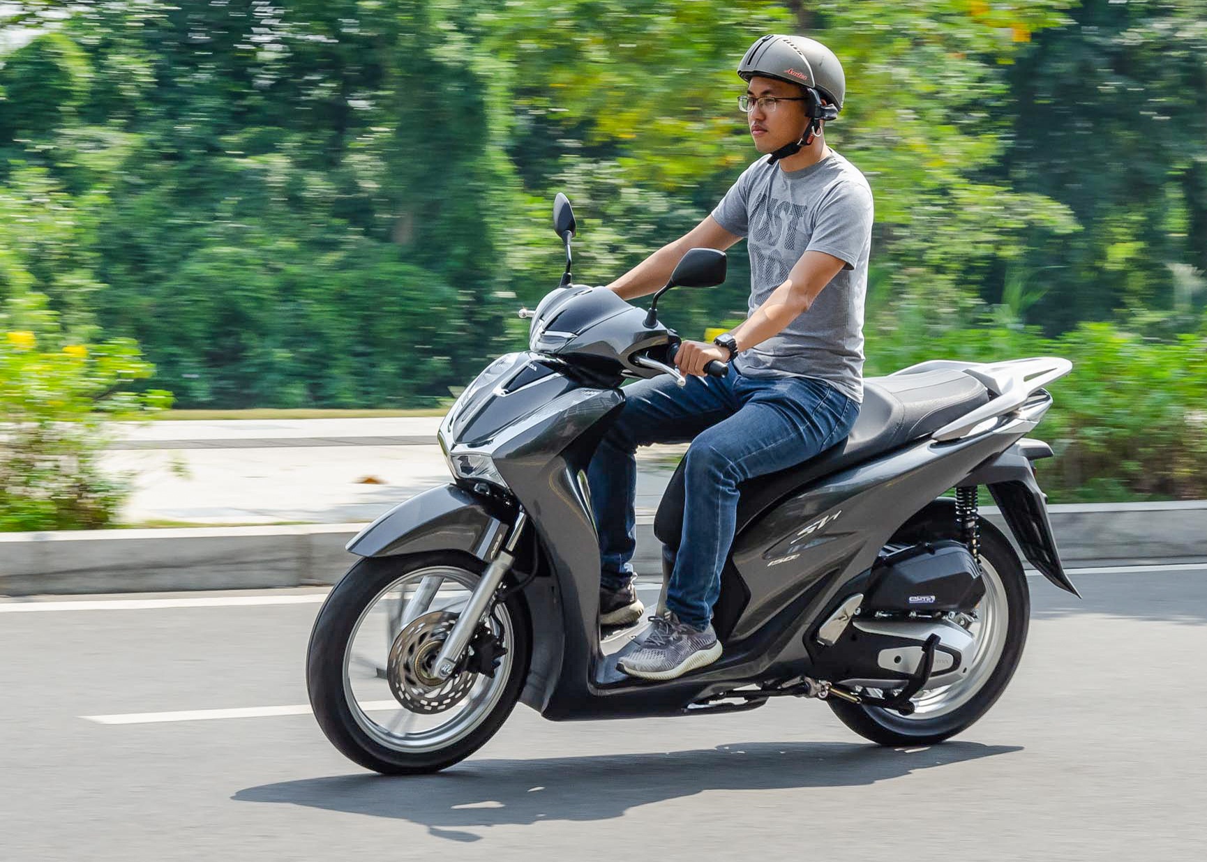 Vi sao Honda SH 2019 bi doi gia den 70 trieu? anh 2