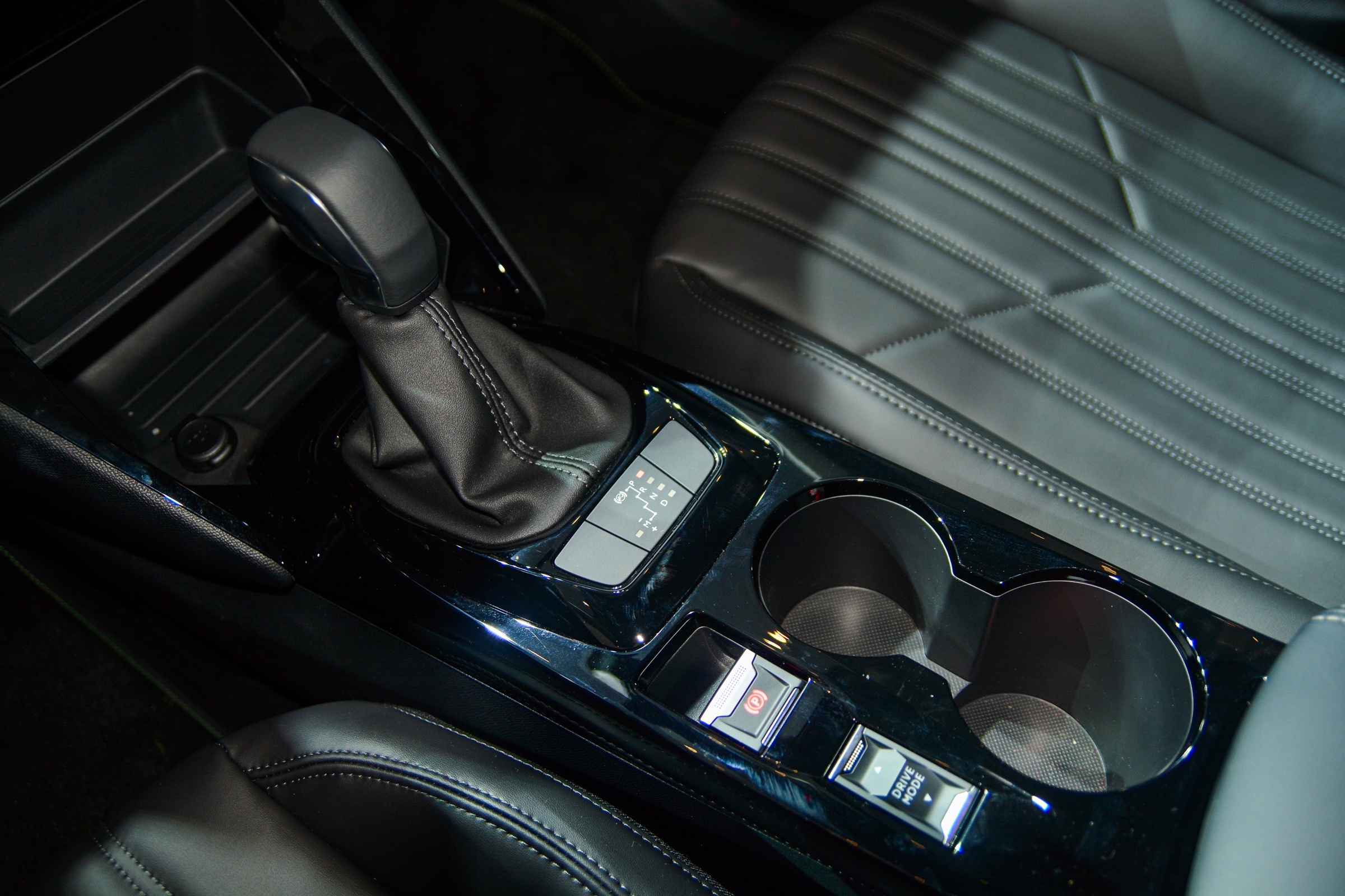 SUV đô thị tiết kiệm xăng nhất tại Việt Nam ảnh 10 SUV do thi tiet kiem xang nhat tai Viet Nam anh 10