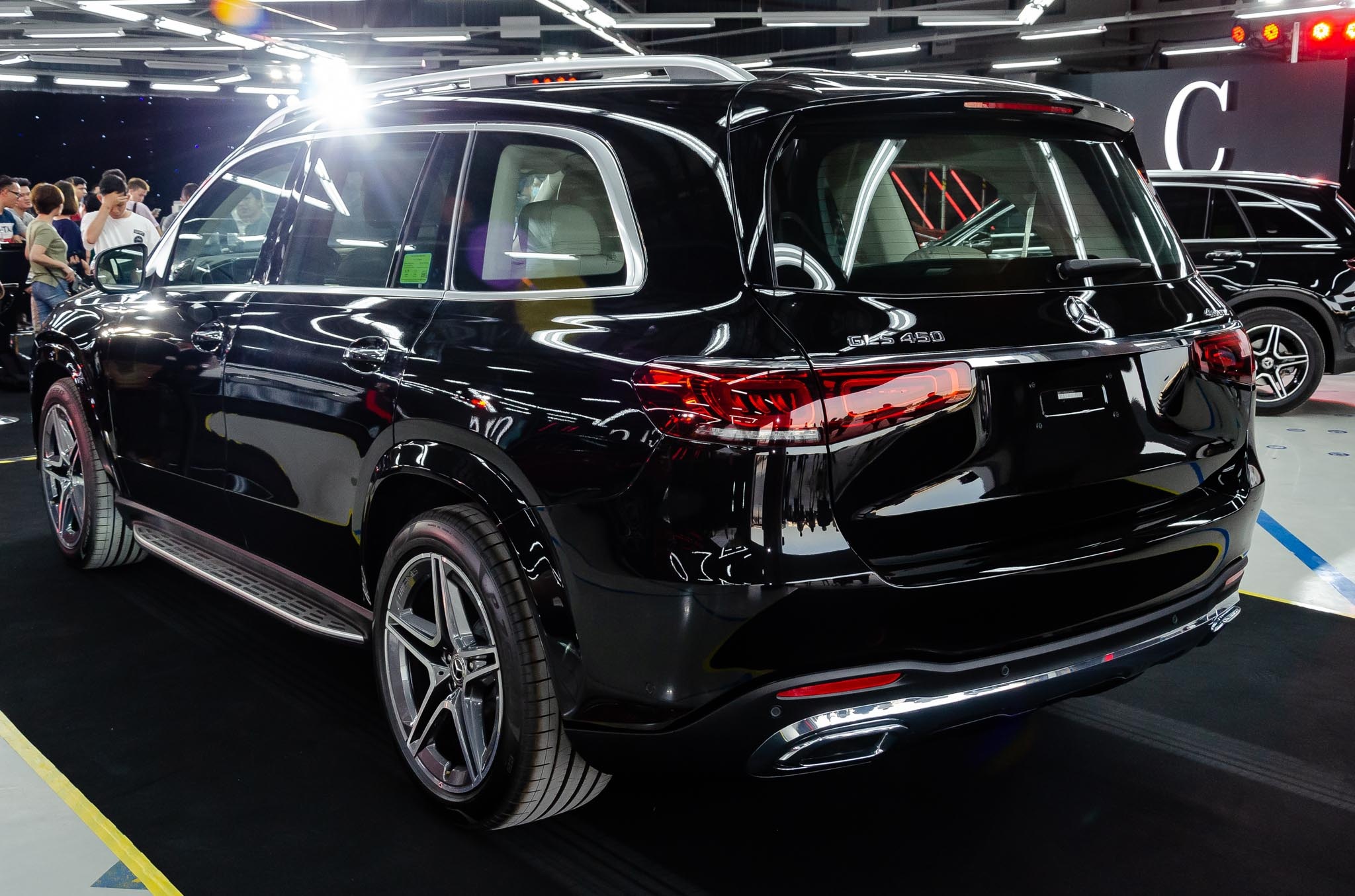 So sanh VinFast President và Mercedes GLS 450 4MATIC? ảnh 4 So sanh VinFast President va Mercedes GLS 450 4MATIC? anh 4