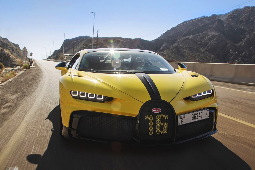Bugatti Chiron Pur Sport duoc thu nghiem tai Dubai hinh anh