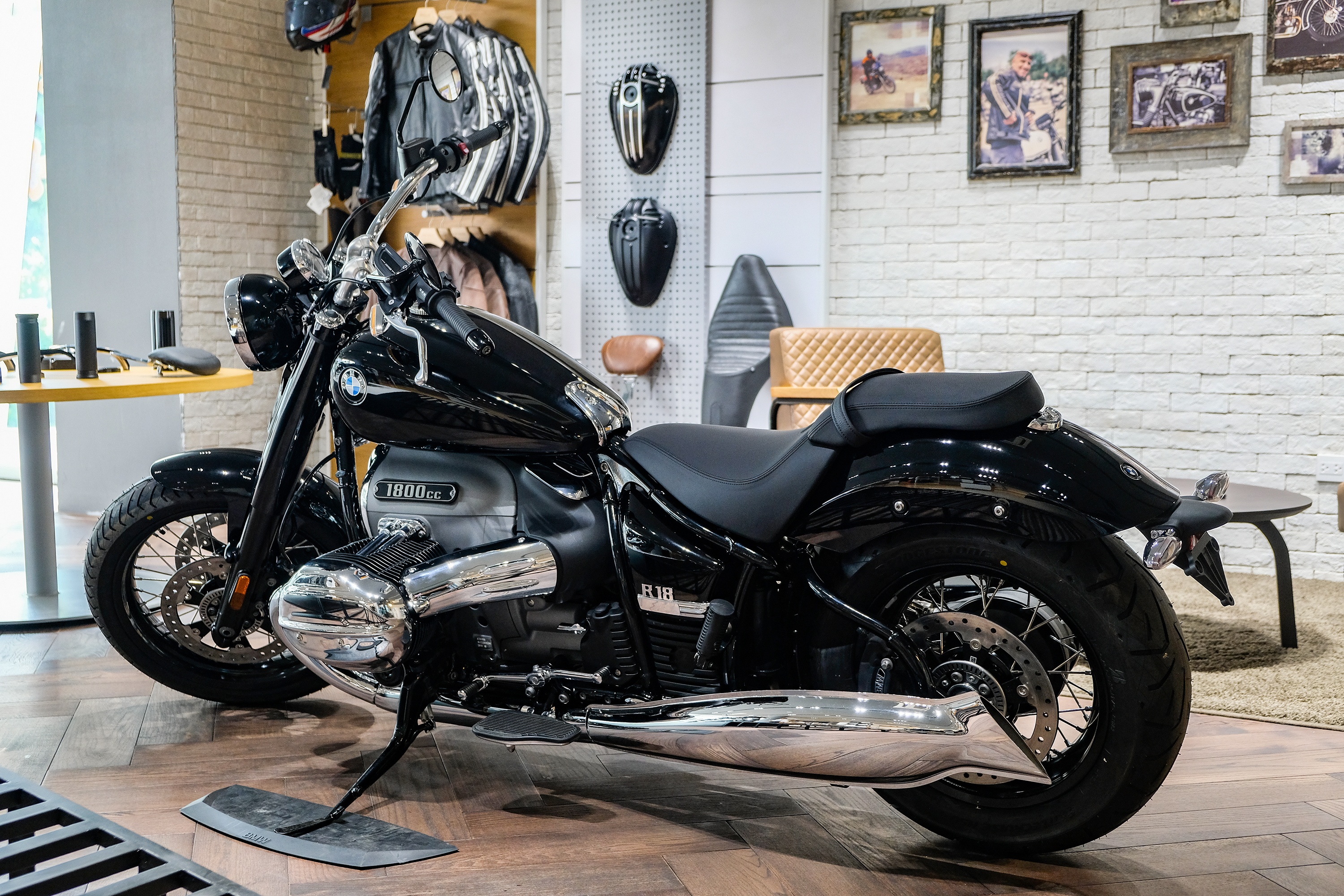 BMW R 18 ra mat tai Viet Nam anh 3