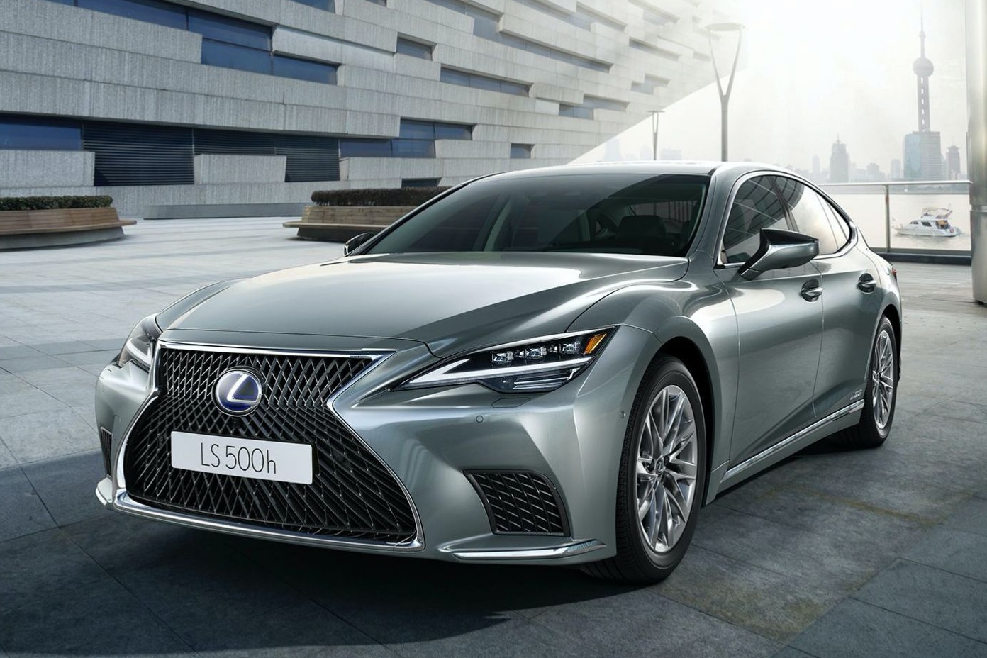 Lexus LS 2021 duoc ra mat tai Australia hinh anh
