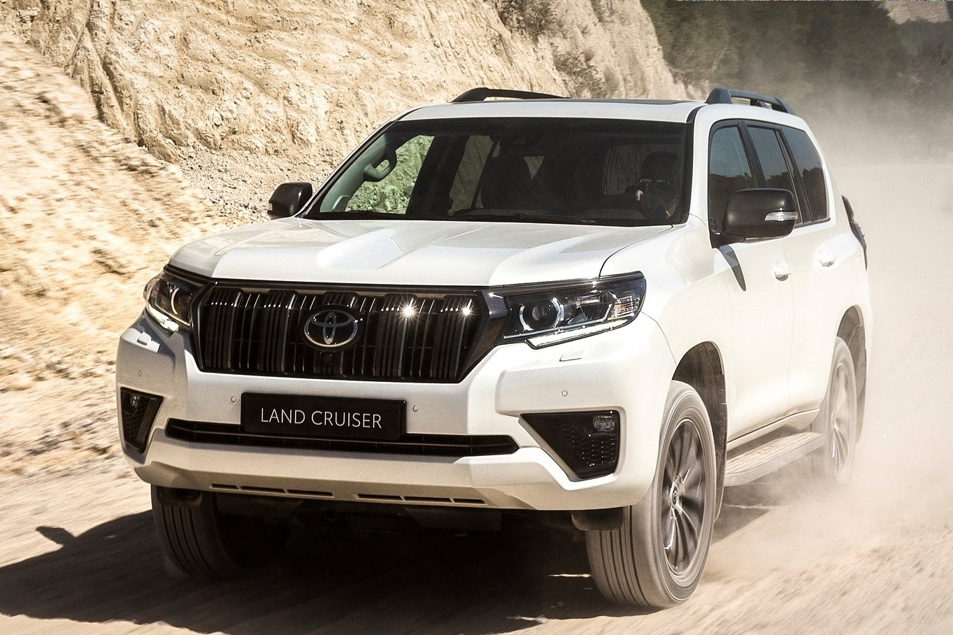 10 oto ban cham nhat thang 5/2021 anh 5