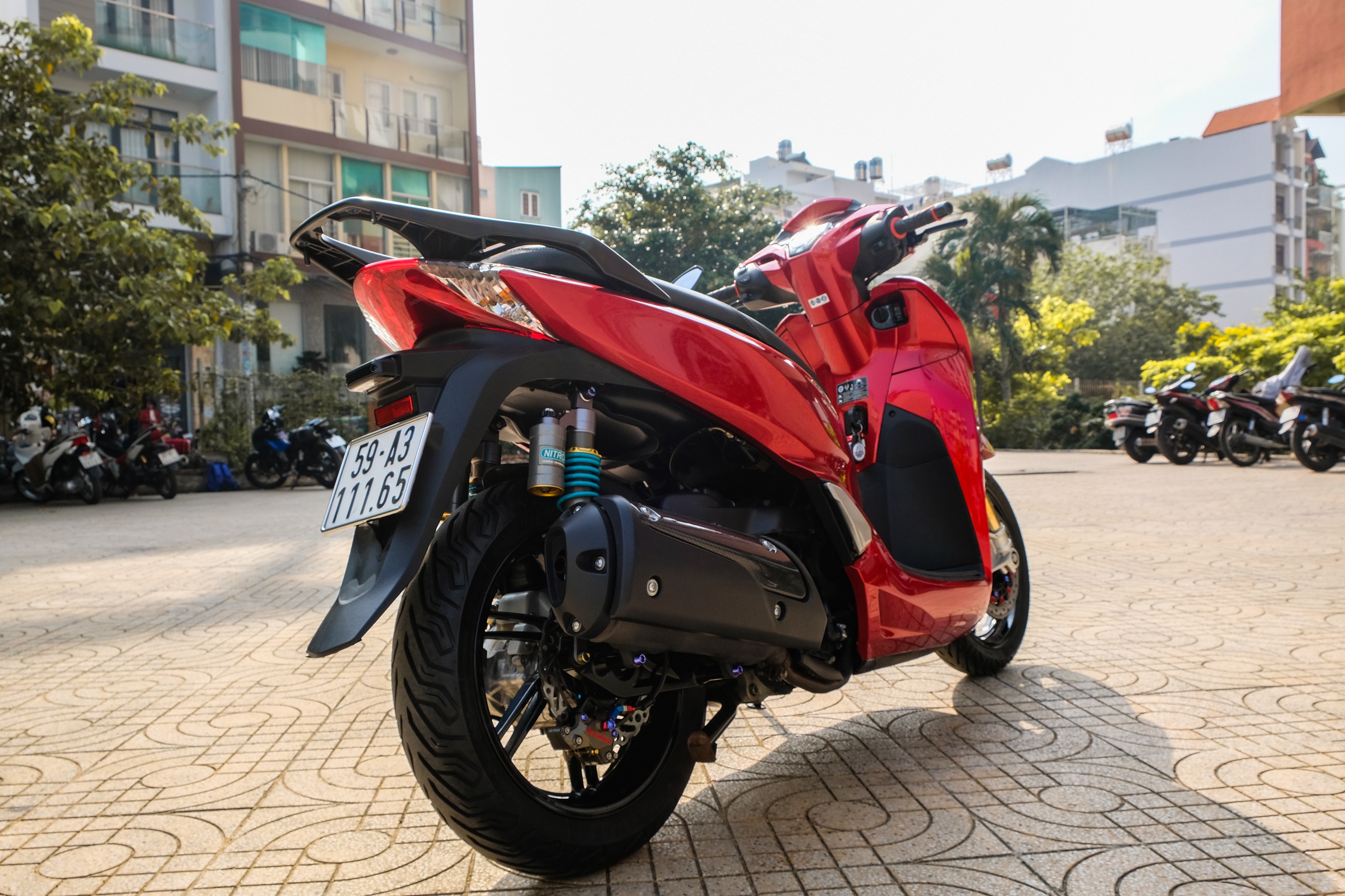 Honda SH 300i độ 250 triệu đồng tại TP.HCM ảnh 9 Honda SH 300i do 250 trieu dong tai TP.HCM anh 9