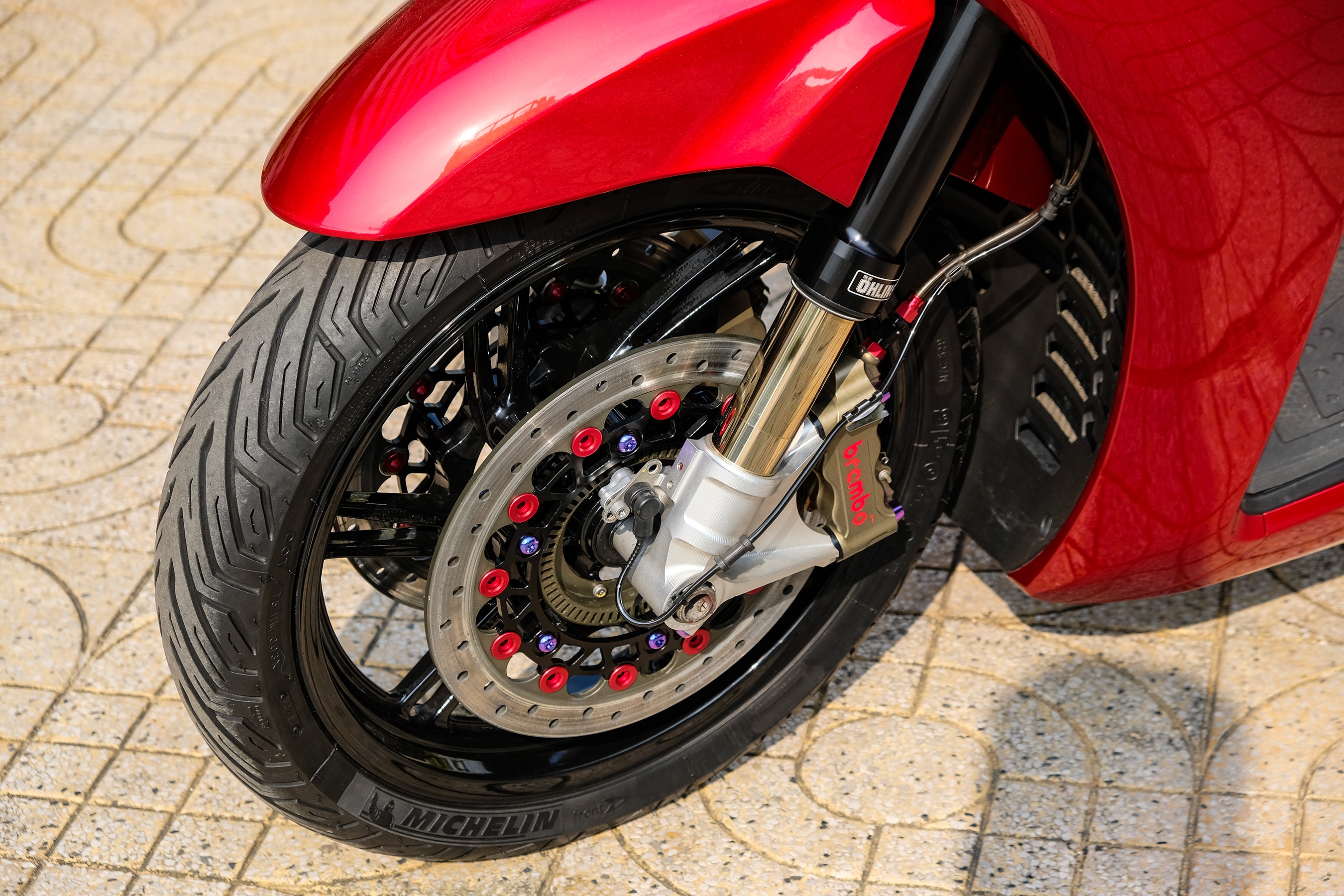 Honda SH 300i độ 250 triệu đồng tại TP.HCM ảnh 5 Honda SH 300i do 250 trieu dong tai TP.HCM anh 5