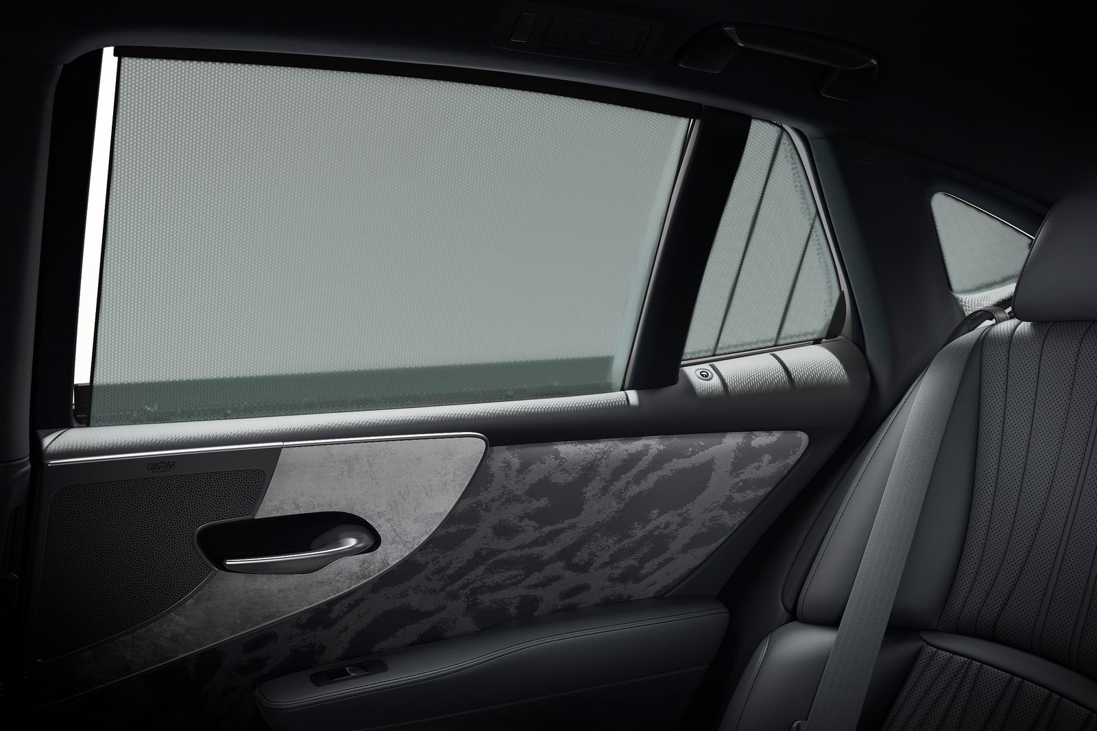 Lexus LS 500 2021 ra mat anh 9